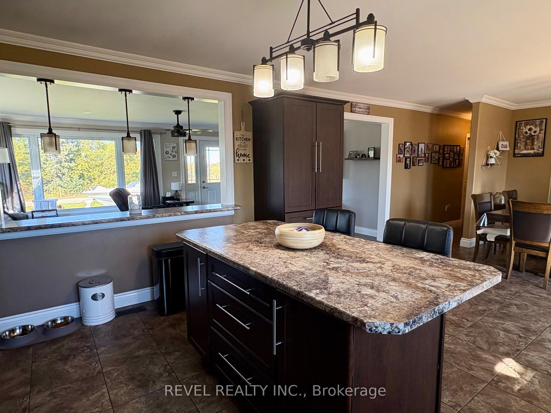 Photo 8 of 1198 Nahma Road, Cochrane — HOMEH