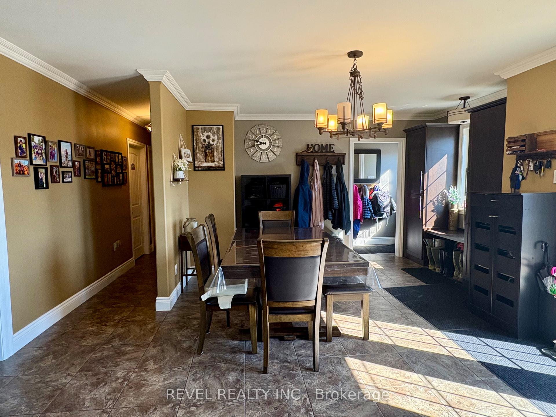 Photo 9 of 1198 Nahma Road, Cochrane — HOMEH