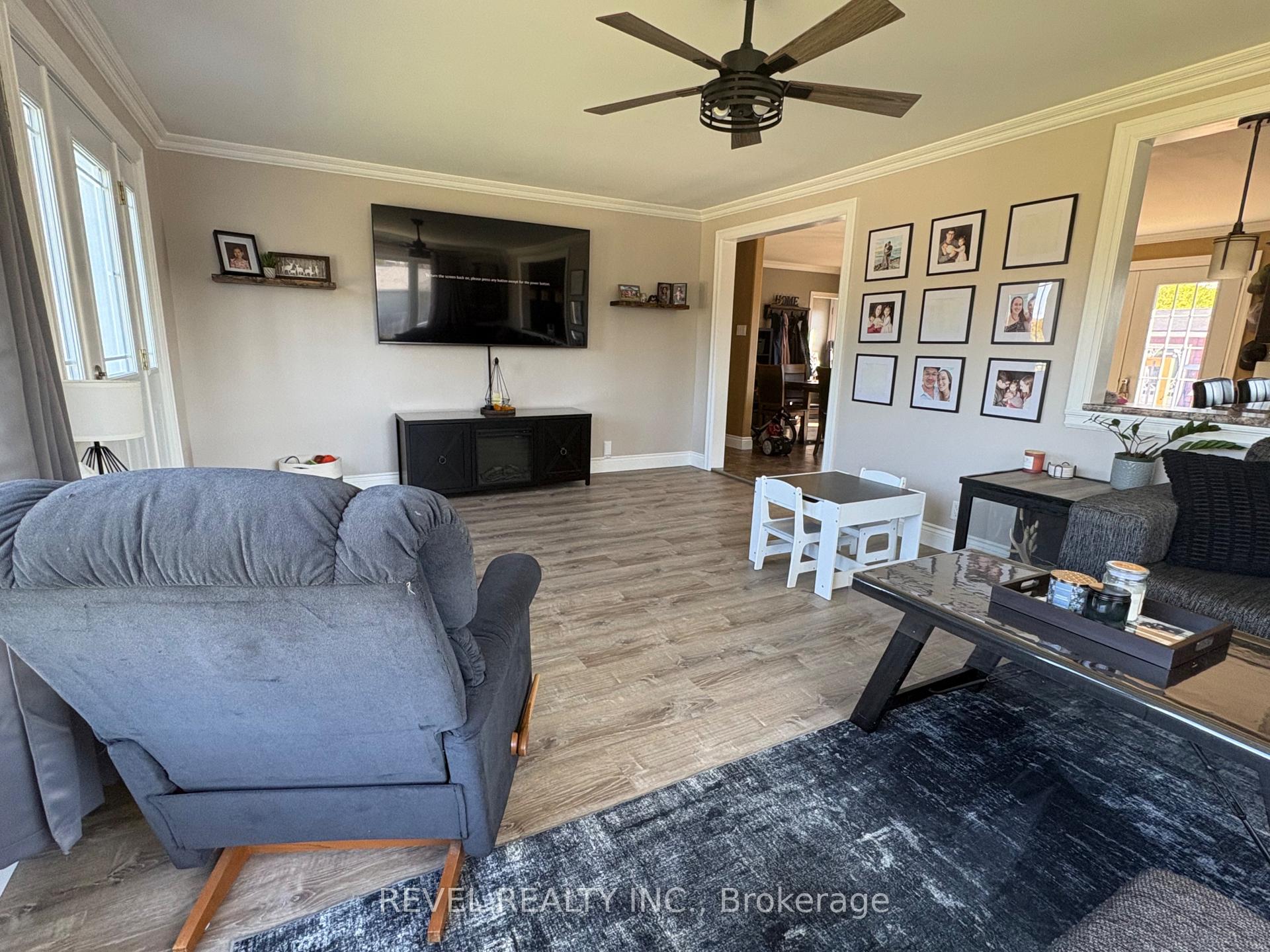 Photo 13 of 1198 Nahma Road, Cochrane — HOMEH