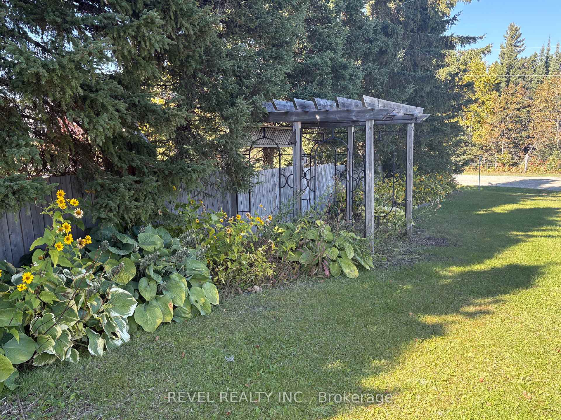 Photo 42 of 1198 Nahma Road, Cochrane — HOMEH