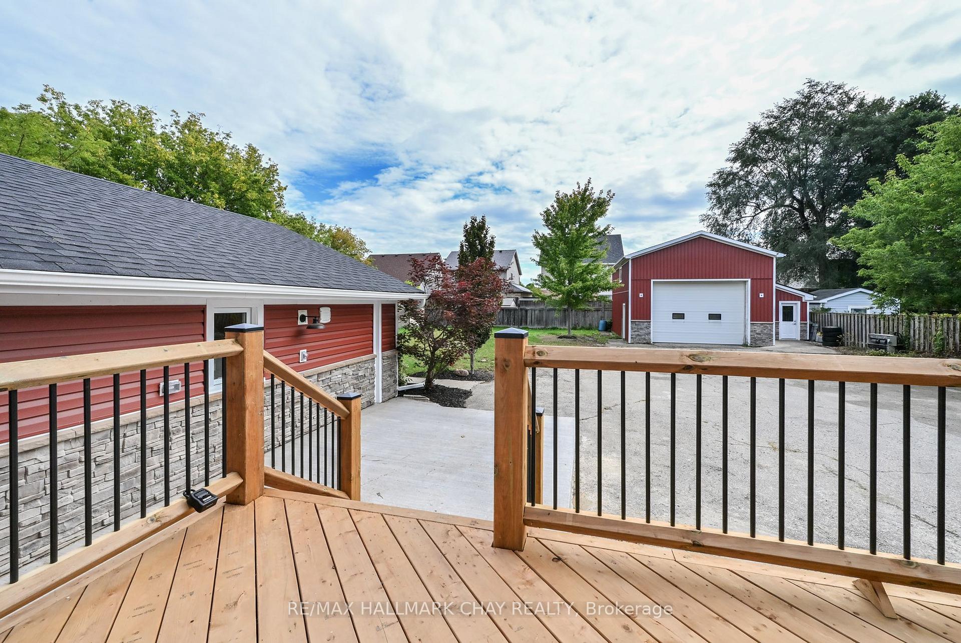 Photo 26 of 295 King Street N, New Tecumseth, Alliston — HOMEH