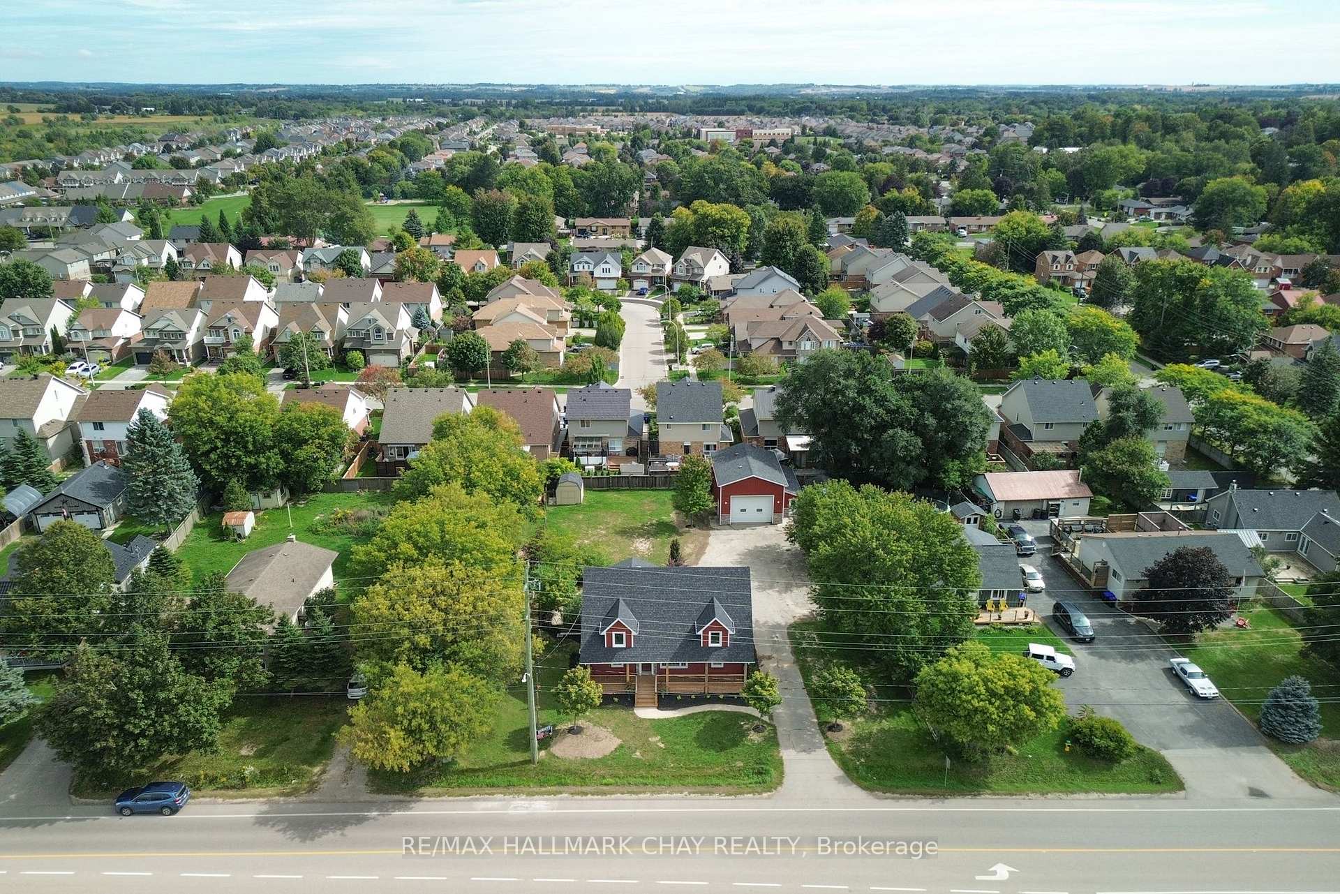 Photo 40 of 295 King Street N, New Tecumseth, Alliston — HOMEH