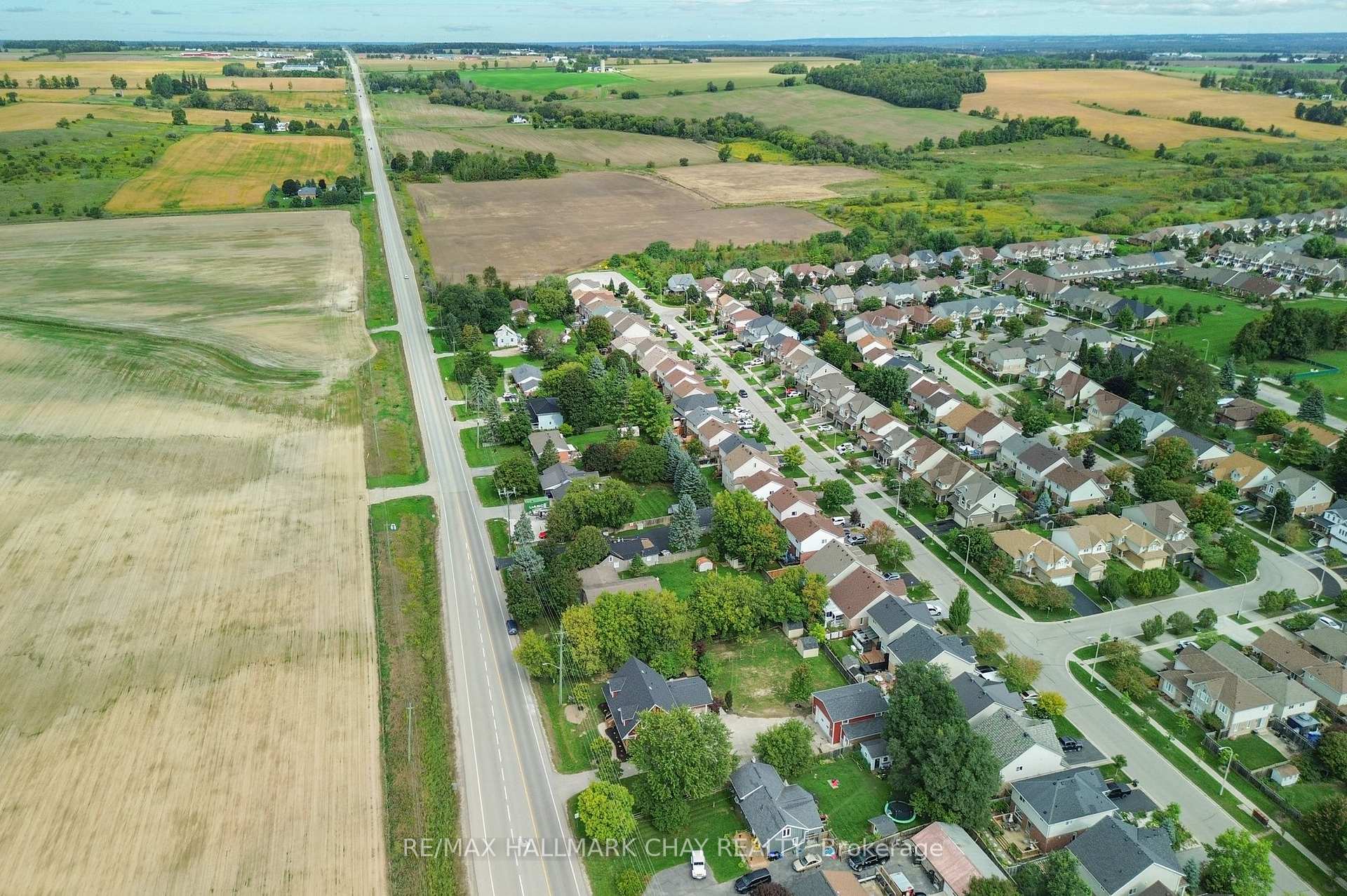 Photo 44 of 295 King Street N, New Tecumseth, Alliston — HOMEH