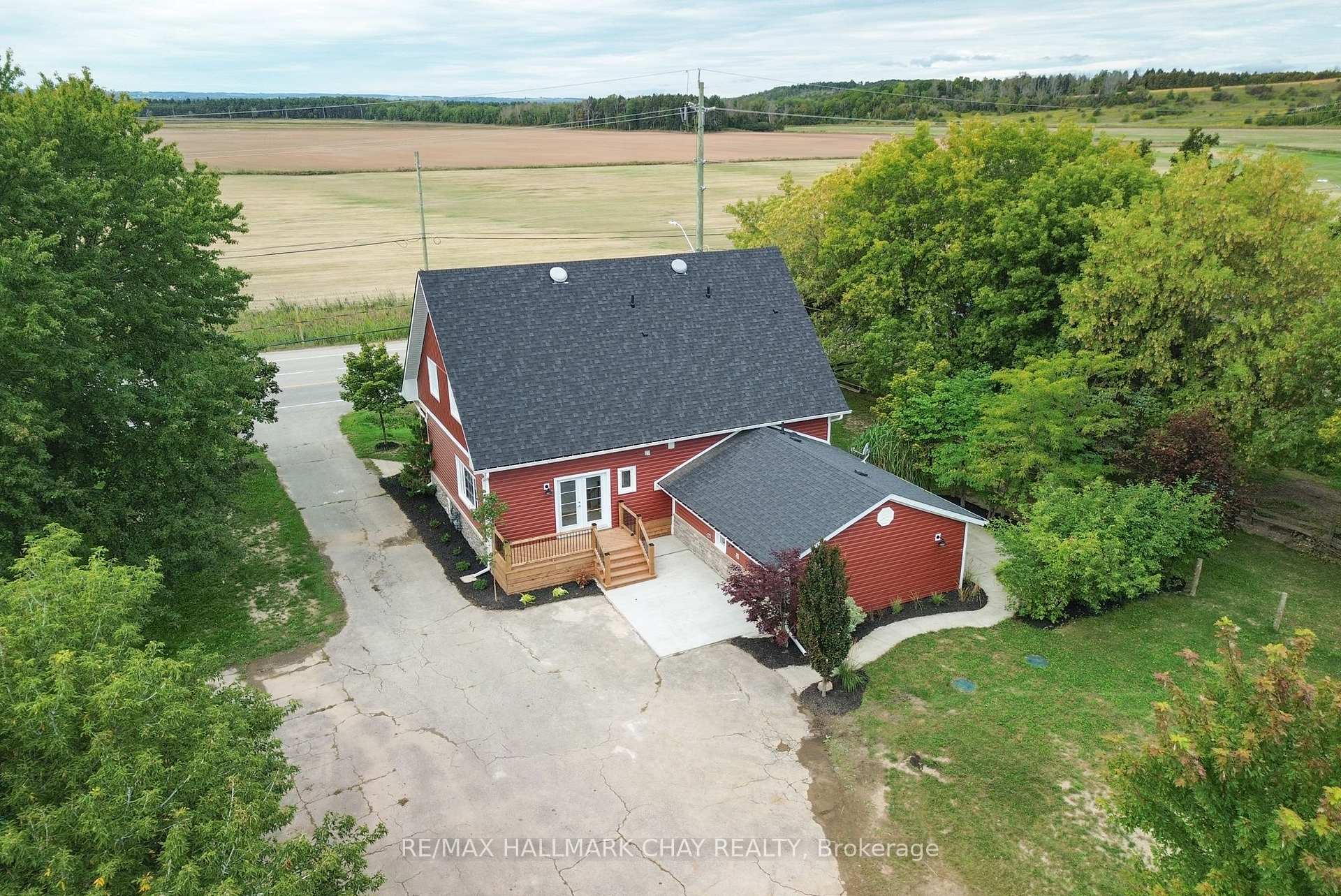 Photo 47 of 295 King Street N, New Tecumseth, Alliston — HOMEH