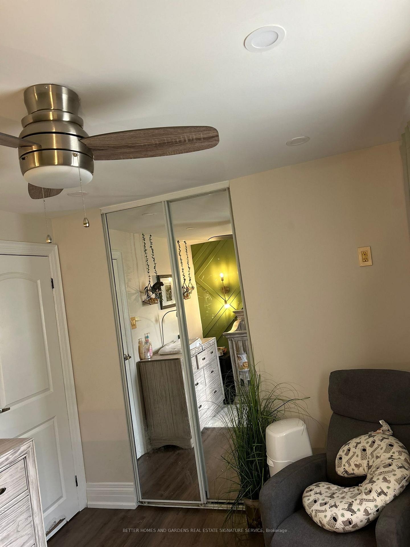 Photo 9 of 7076 Harwick Drive, Mississauga, Malton — HOMEH