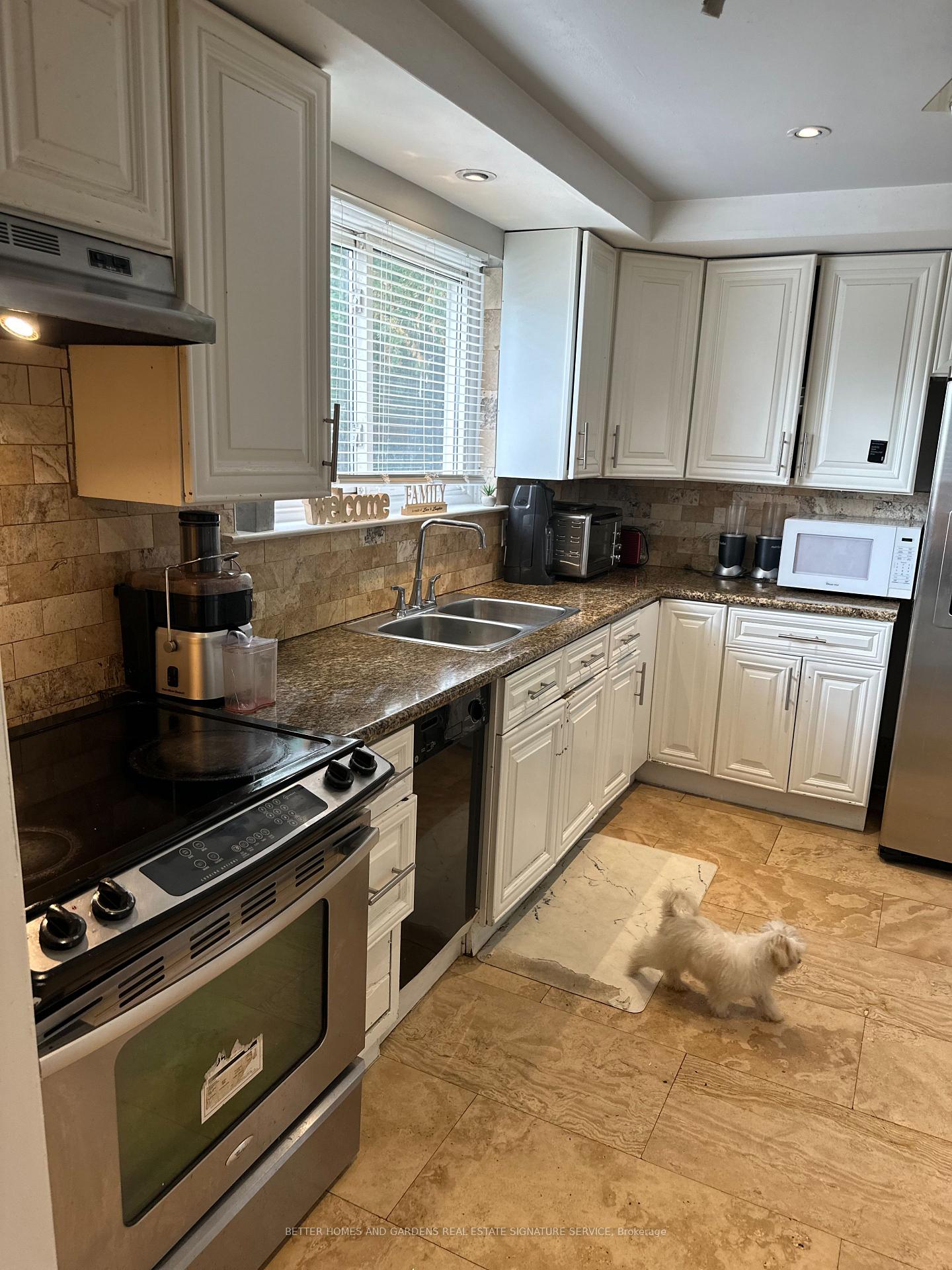 Photo 14 of 7076 Harwick Drive, Mississauga, Malton — HOMEH