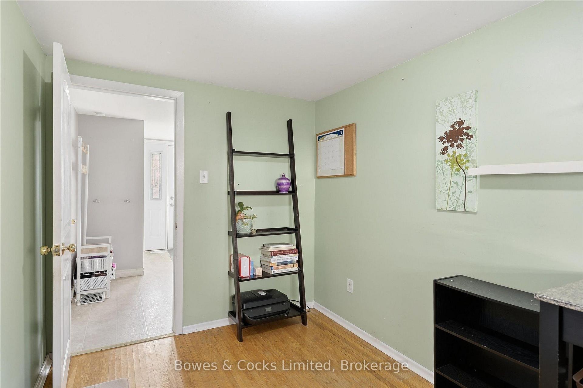 Photo 32 of 532 Raymond Street, Peterborough, Northcrest Ward 5 — HOMEH