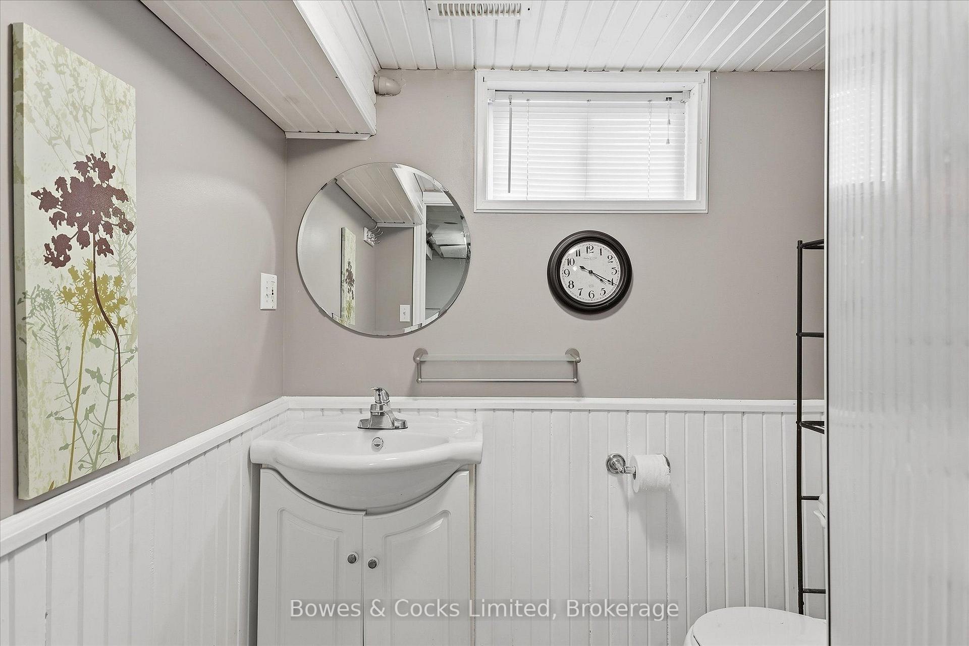 Photo 35 of 532 Raymond Street, Peterborough, Northcrest Ward 5 — HOMEH