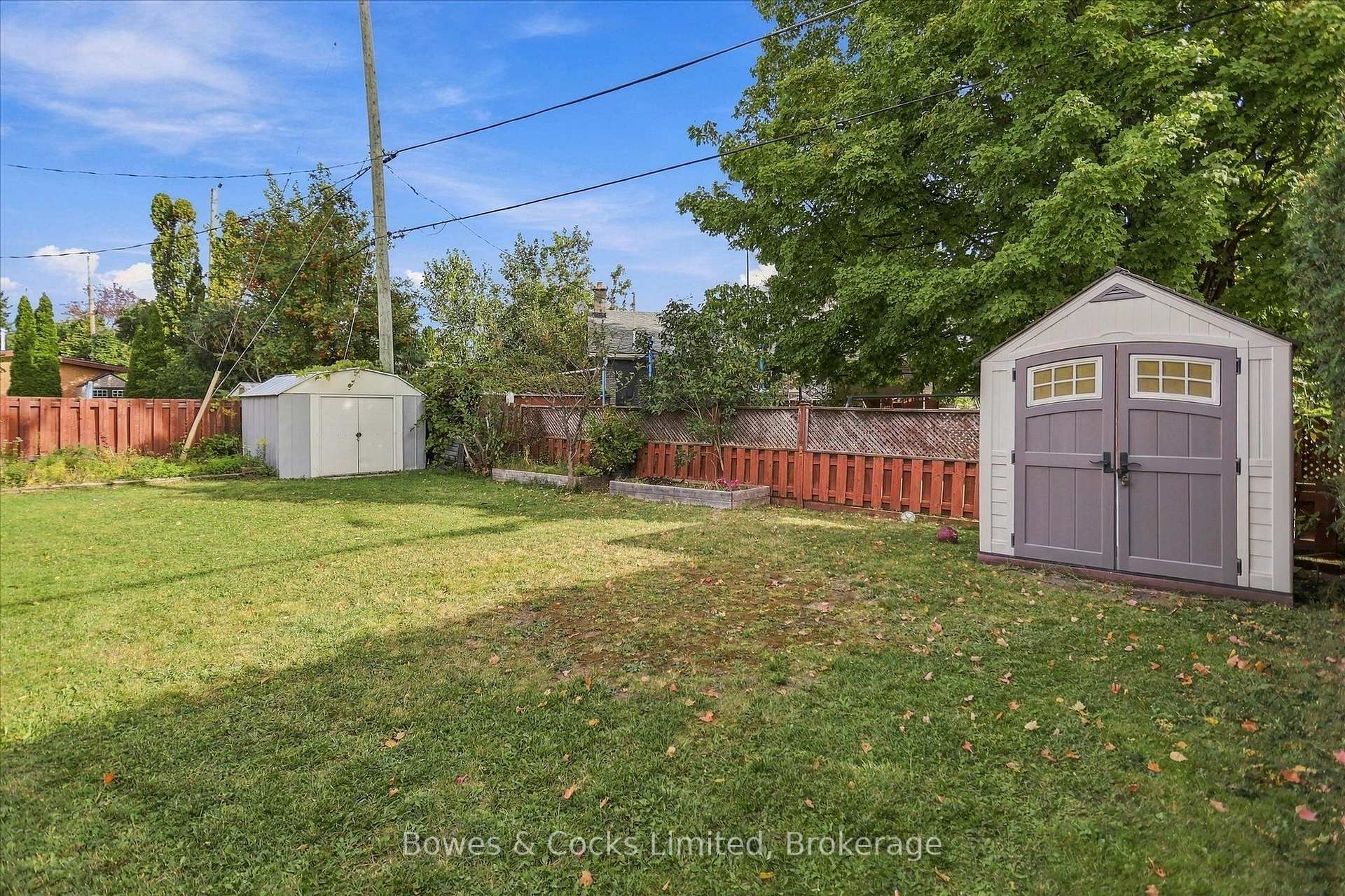 Photo 41 of 532 Raymond Street, Peterborough, Northcrest Ward 5 — HOMEH