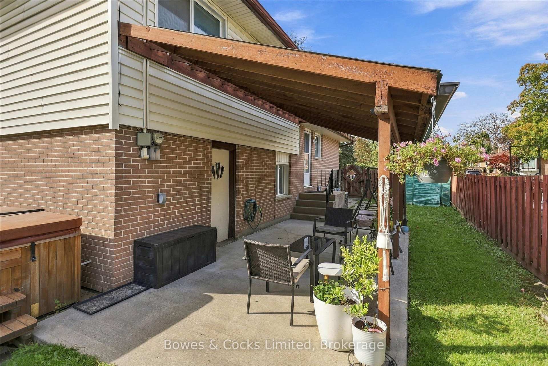 Photo 45 of 532 Raymond Street, Peterborough, Northcrest Ward 5 — HOMEH
