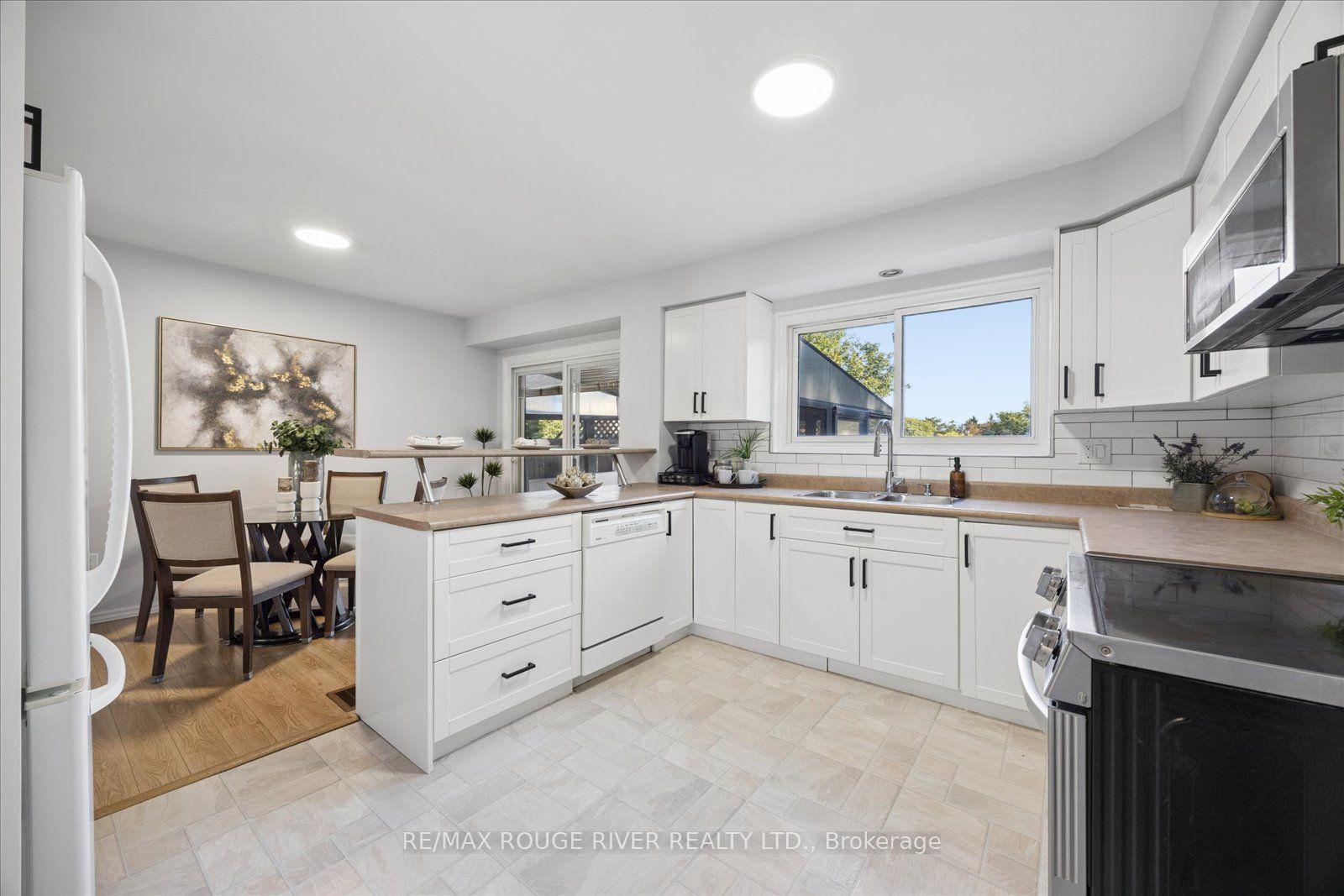 Photo 12 of 371 Ormond Drive, Oshawa, Samac — HOMEH