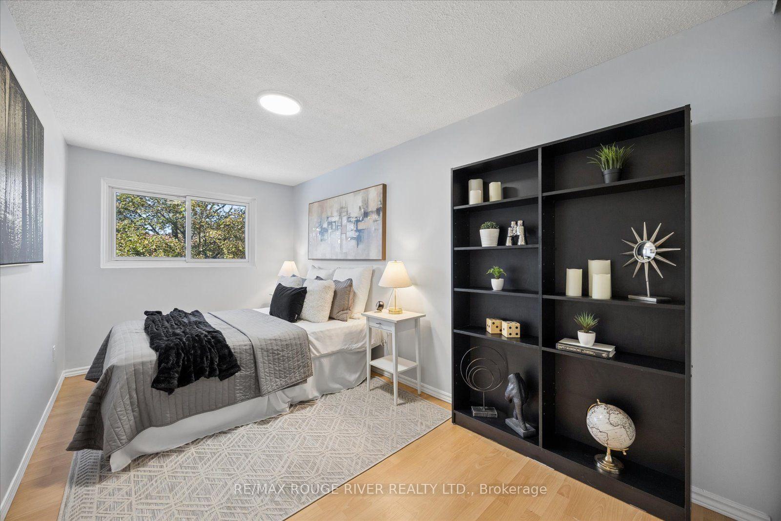 Photo 18 of 371 Ormond Drive, Oshawa, Samac — HOMEH