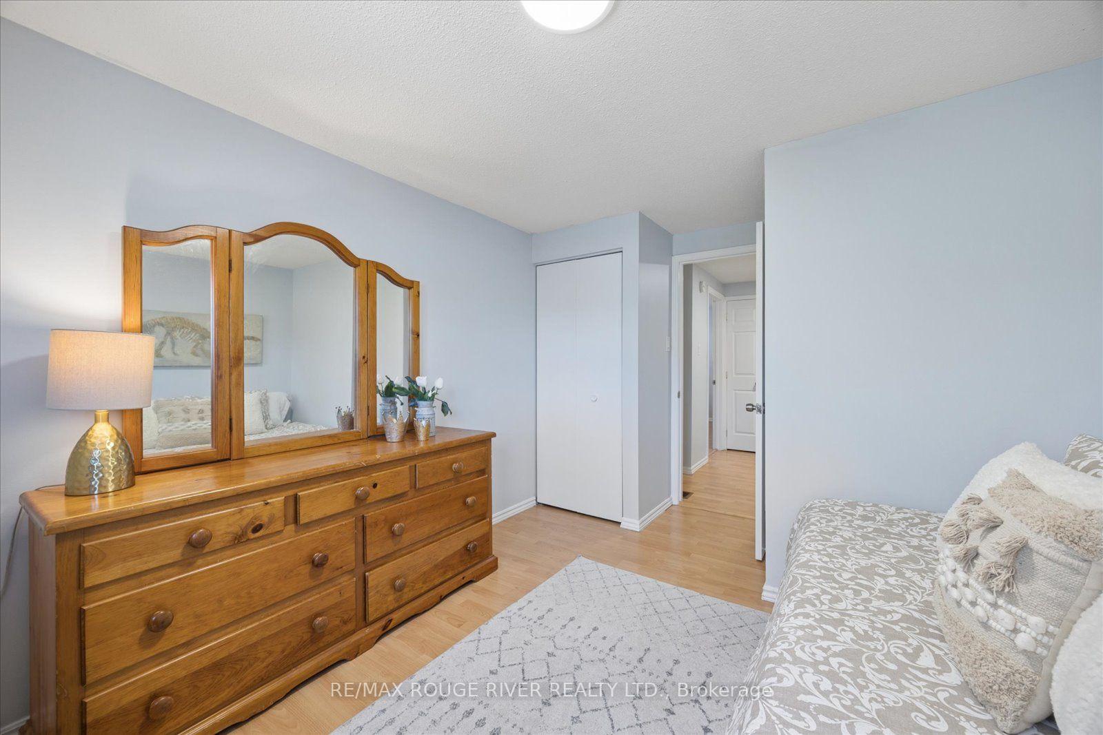 Photo 21 of 371 Ormond Drive, Oshawa, Samac — HOMEH