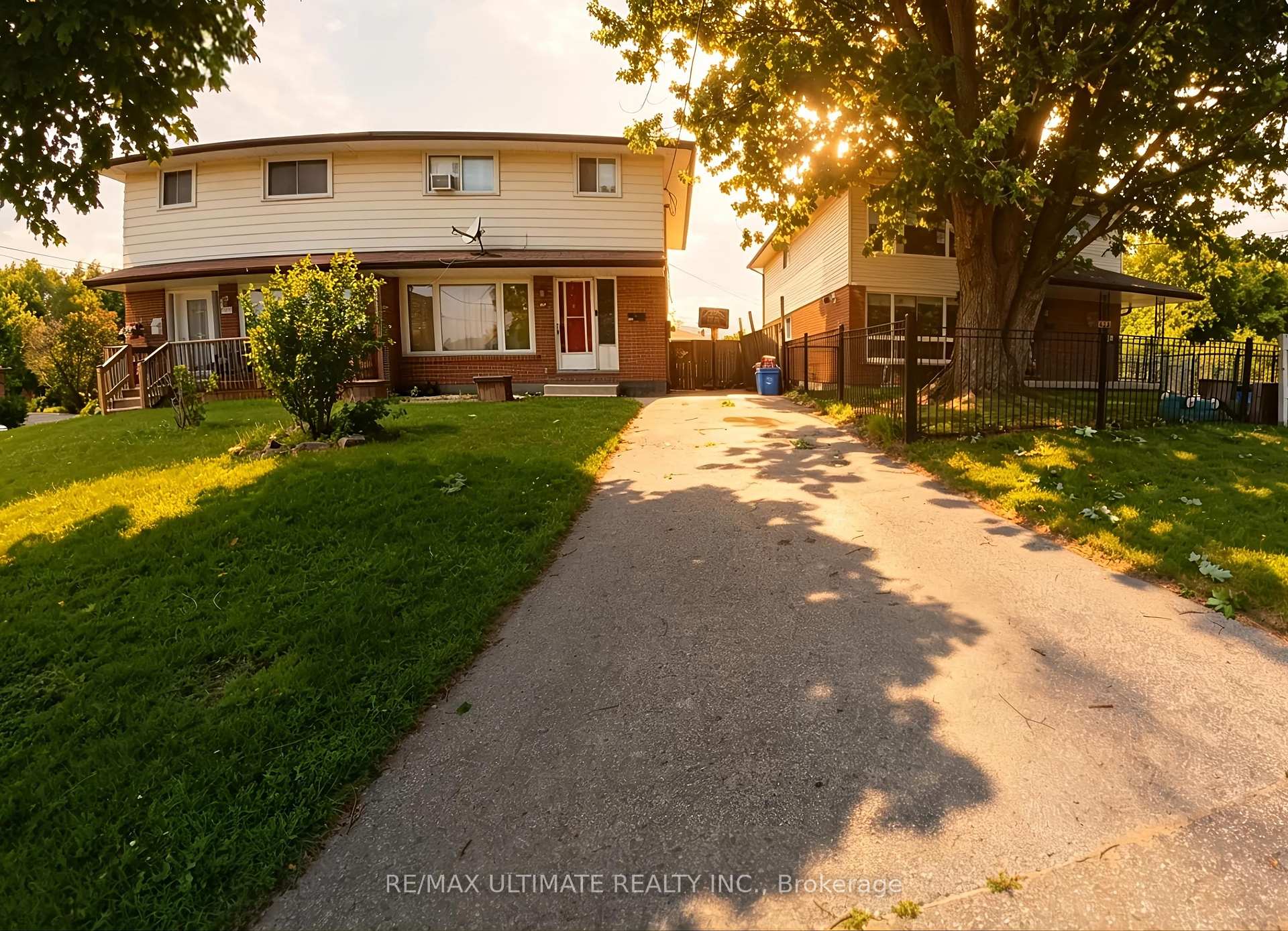Photo of Unit Lower Level, 610 Cartier Avenue
