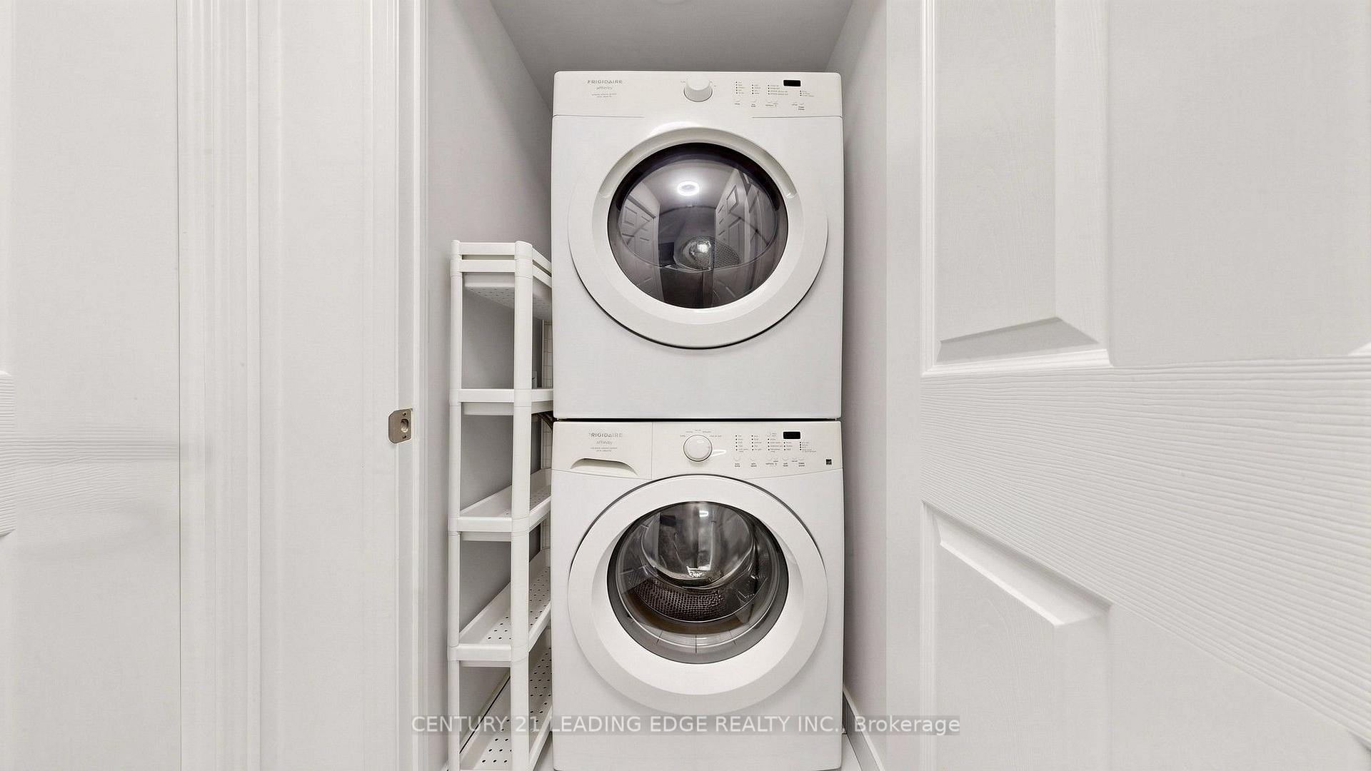 Photo 26 of Unit LPH5, 75 King William Crescent, Richmond Hill, Langstaff — HOMEH
