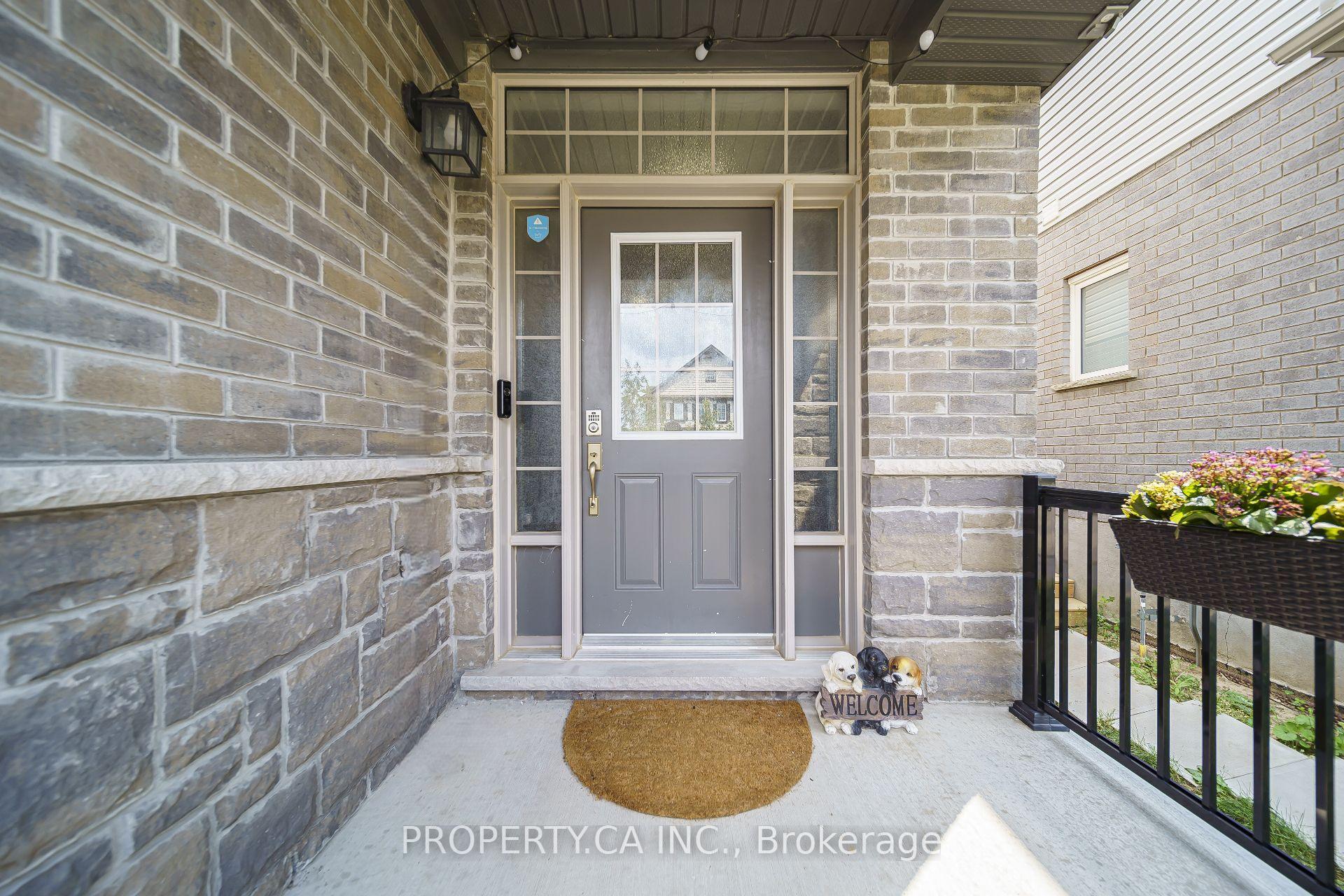 Photo 3 of 629 Wild Rye Street, Waterloo, Columbia Forest/Clair Hills — HOMEH