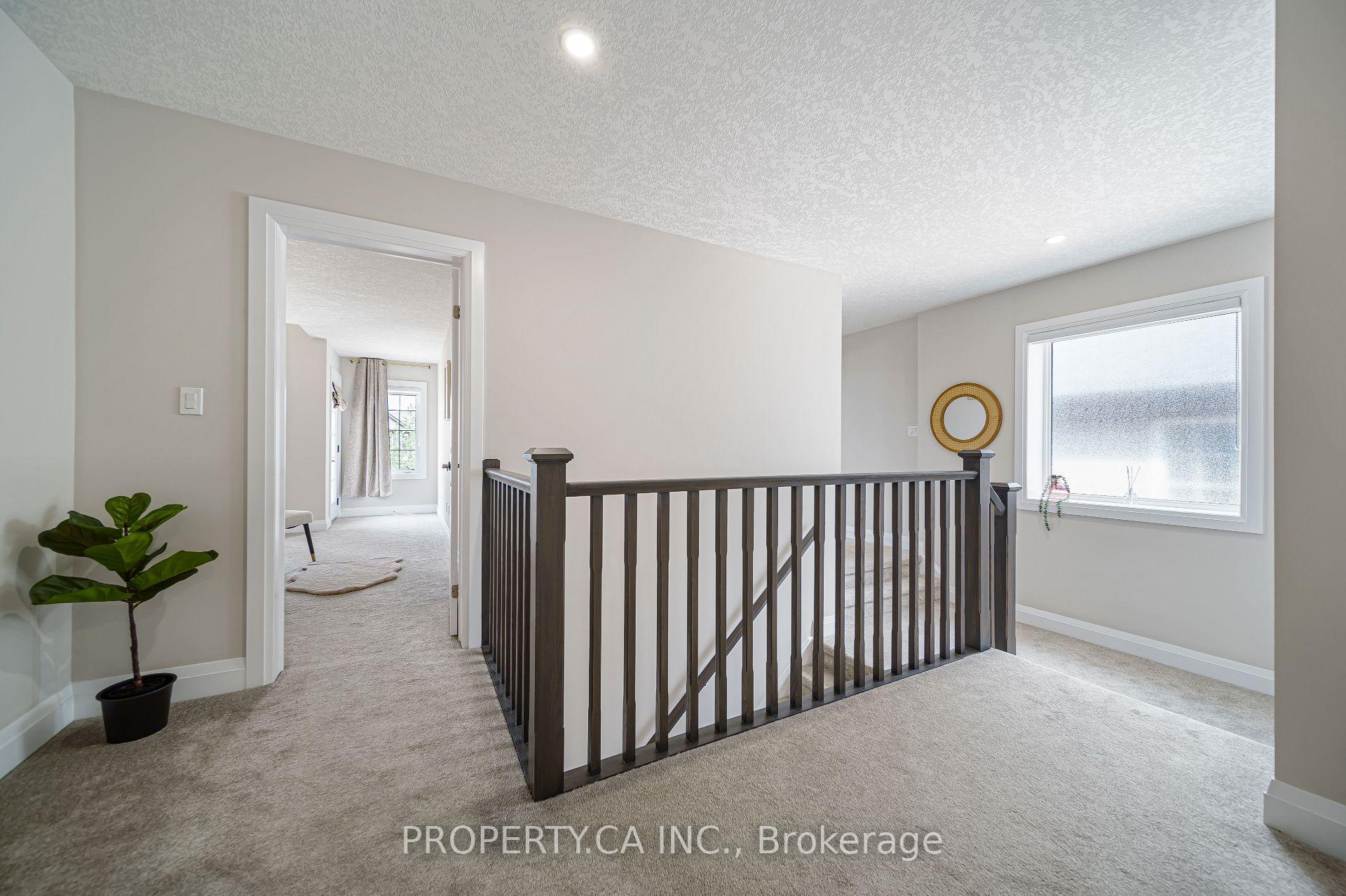 Photo 22 of 629 Wild Rye Street, Waterloo, Columbia Forest/Clair Hills — HOMEH