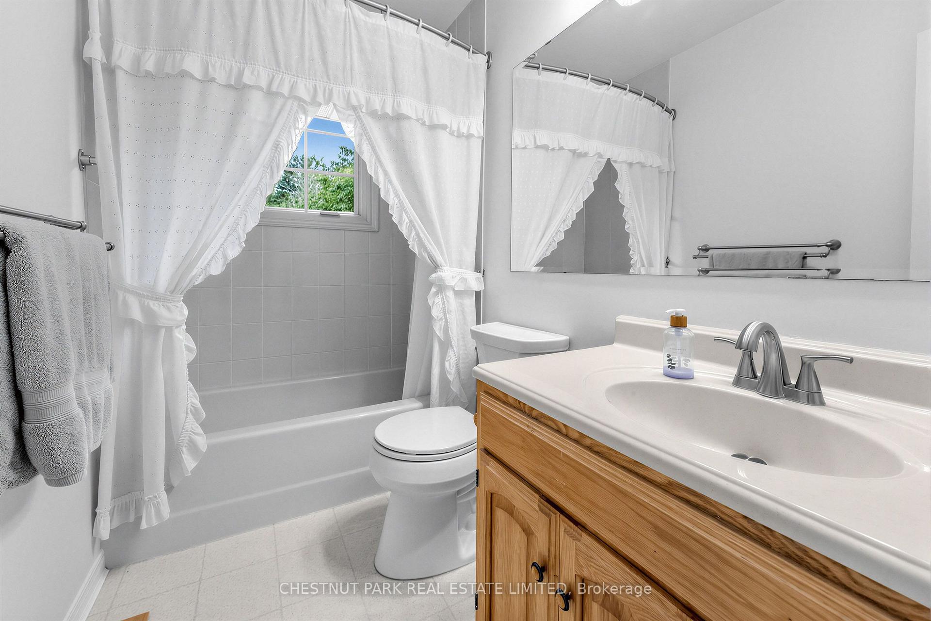 Photo 25 of 2445 Binbrook Road, Hamilton, Rural Glanbrook — HOMEH