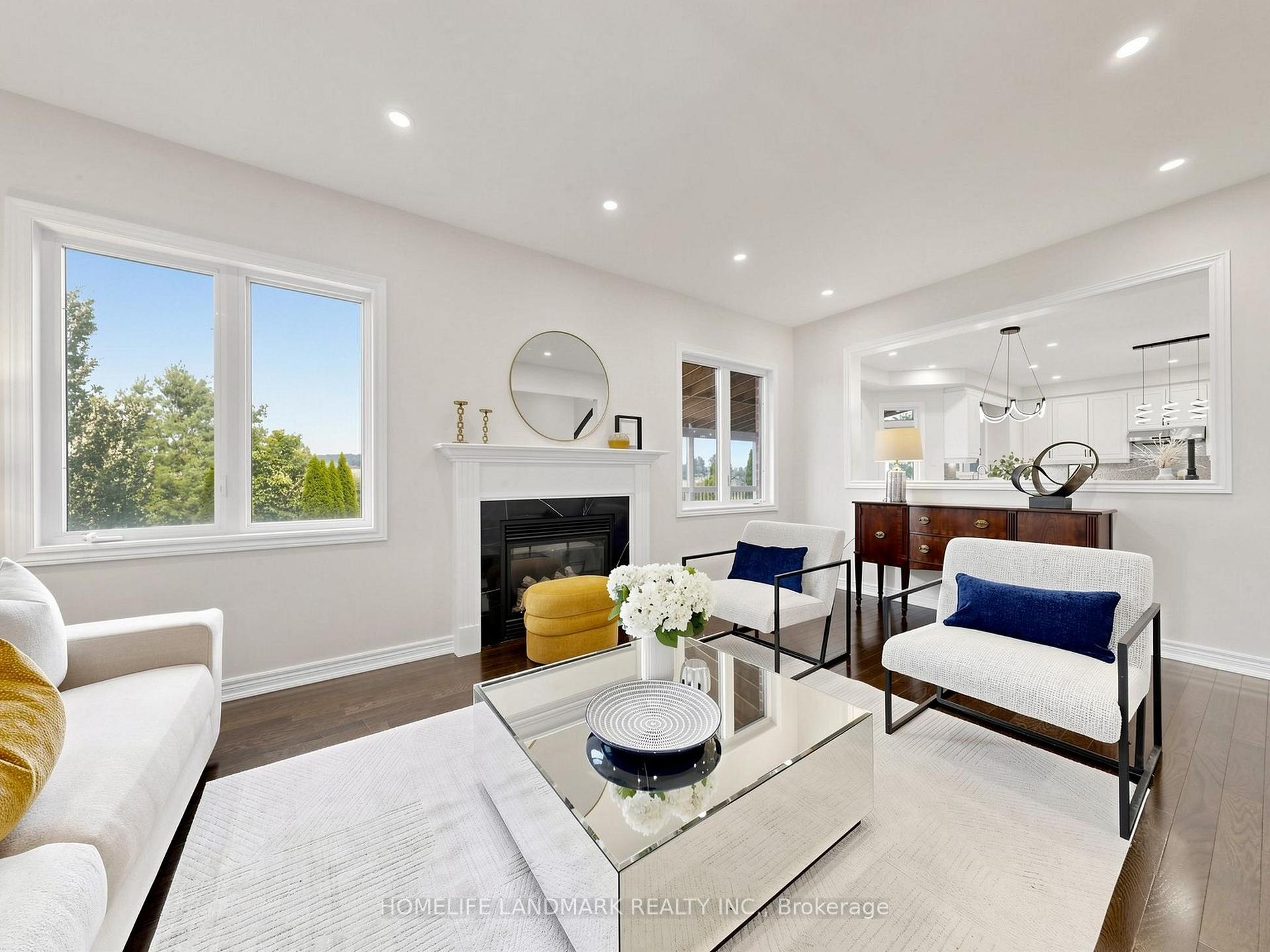 Photo 14 of 75 Pointon Street, Aurora, Bayview Northeast — HOMEH