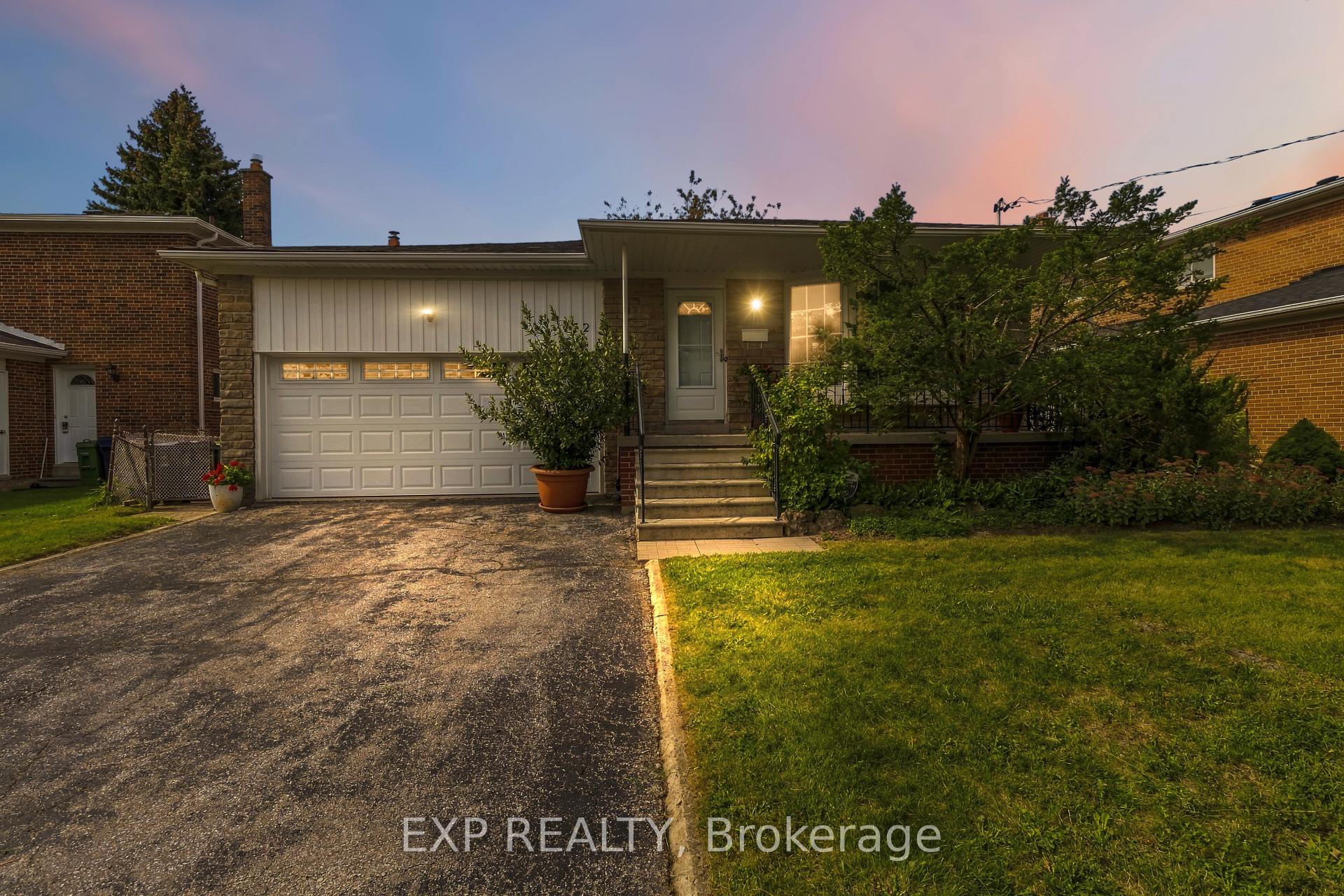 Photo 2 of 152 Hilda Avenue, North York, Newtonbrook West — HOMEH