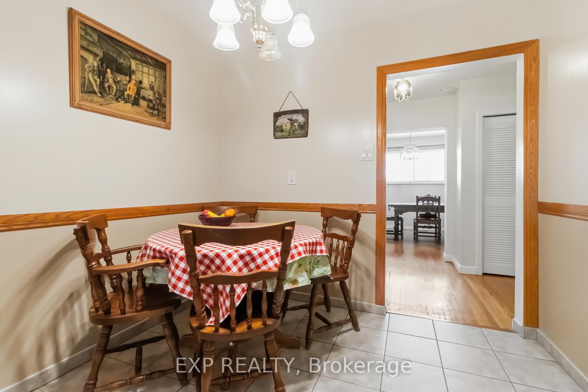 Photo 37 of 152 Hilda Avenue, North York, Newtonbrook West — HOMEH
