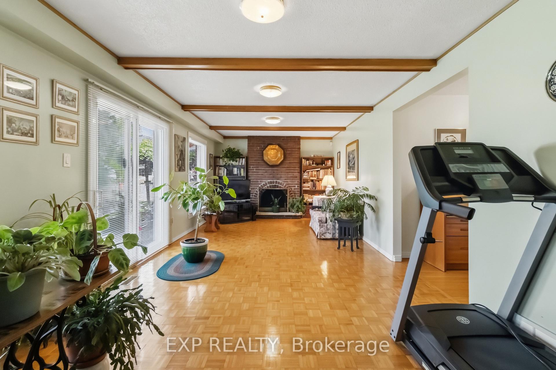 Photo 52 of 152 Hilda Avenue, North York, Newtonbrook West — HOMEH