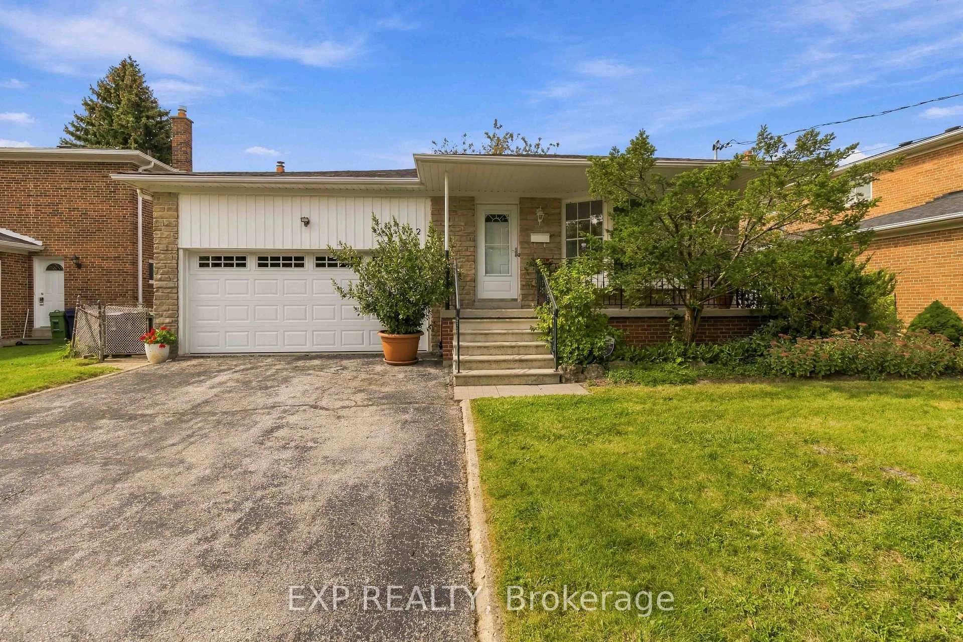 Photo 6 of 152 Hilda Avenue, North York, Newtonbrook West — HOMEH