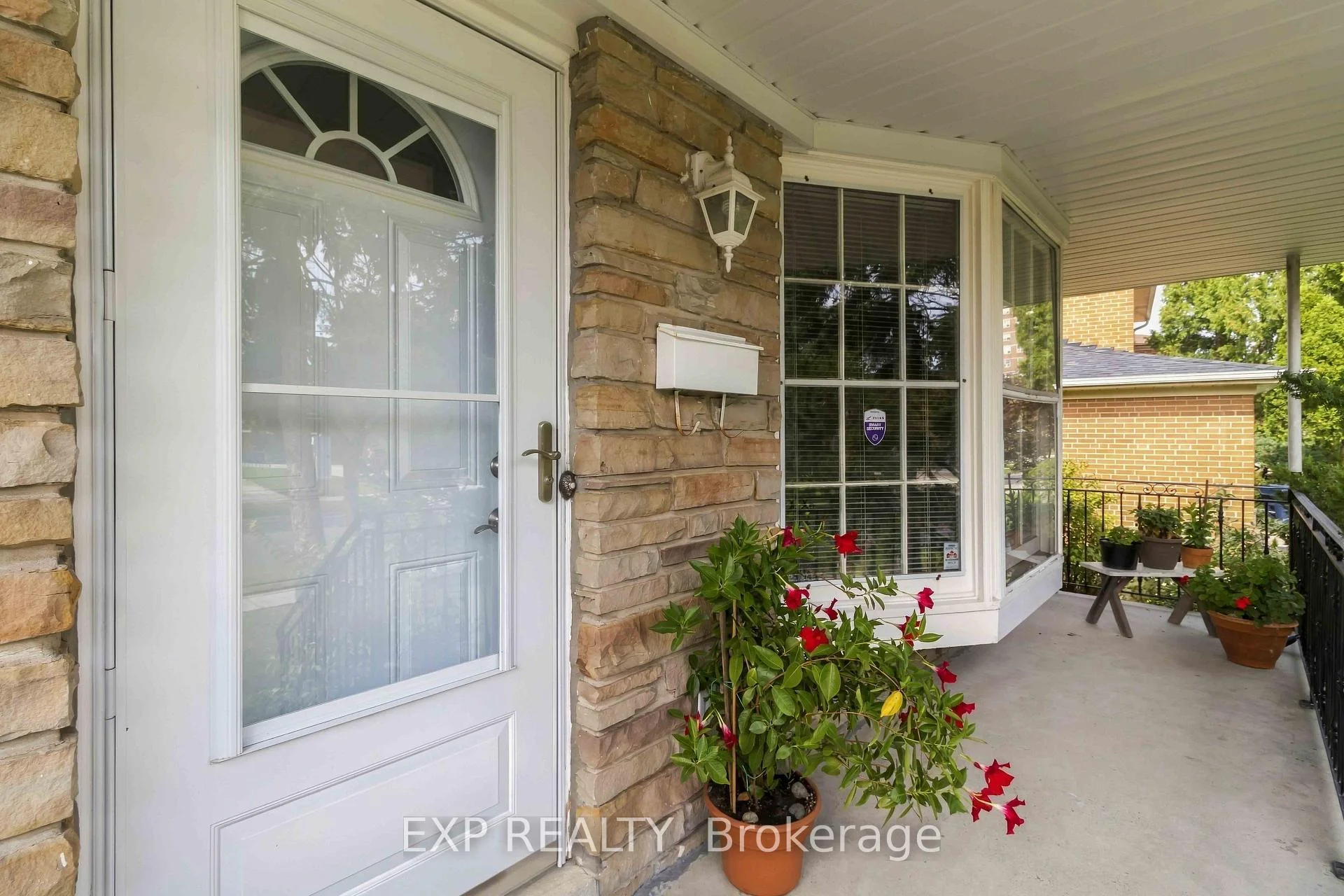 Photo 10 of 152 Hilda Avenue, North York, Newtonbrook West — HOMEH