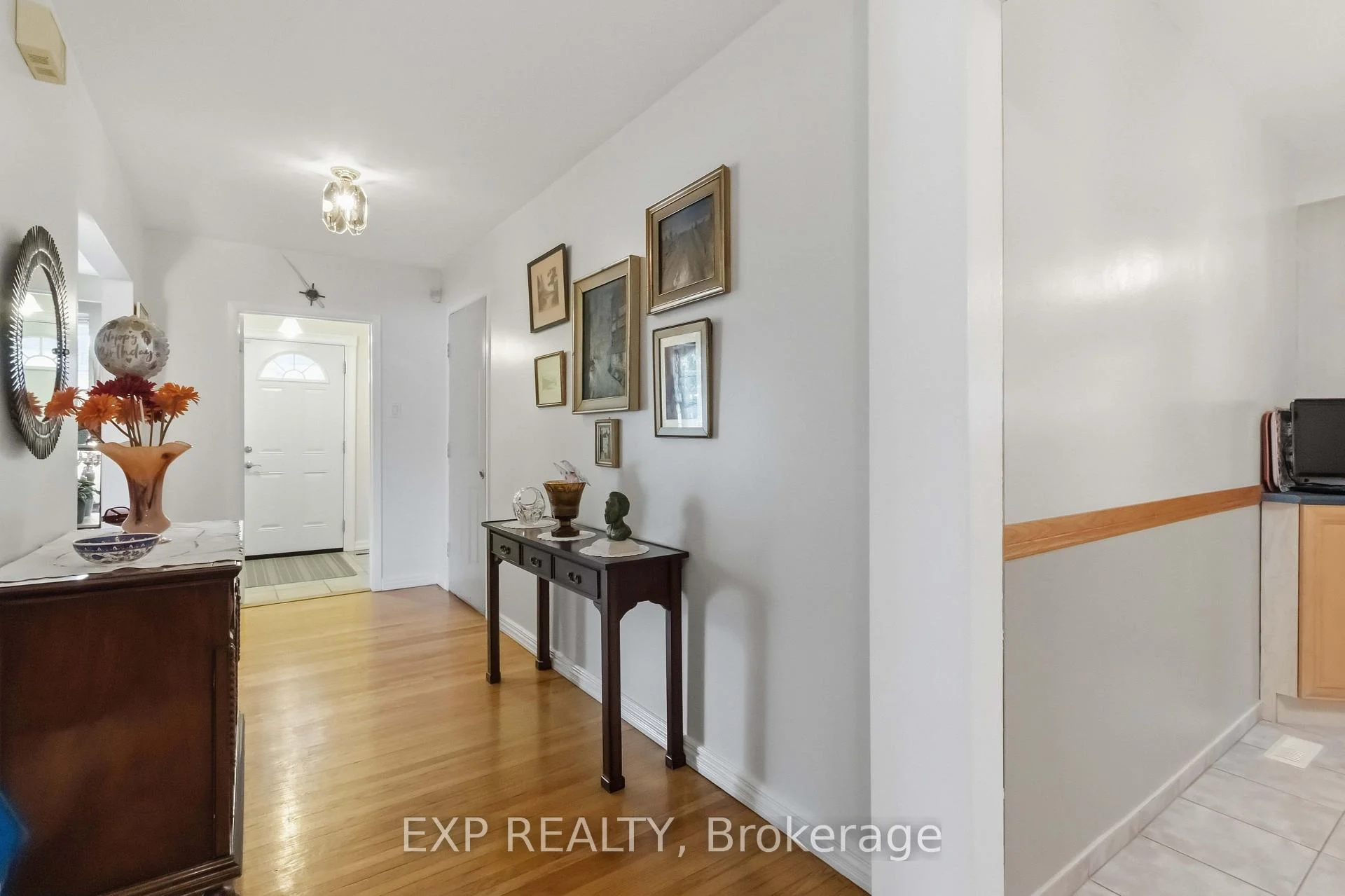 Photo 18 of 152 Hilda Avenue, North York, Newtonbrook West — HOMEH