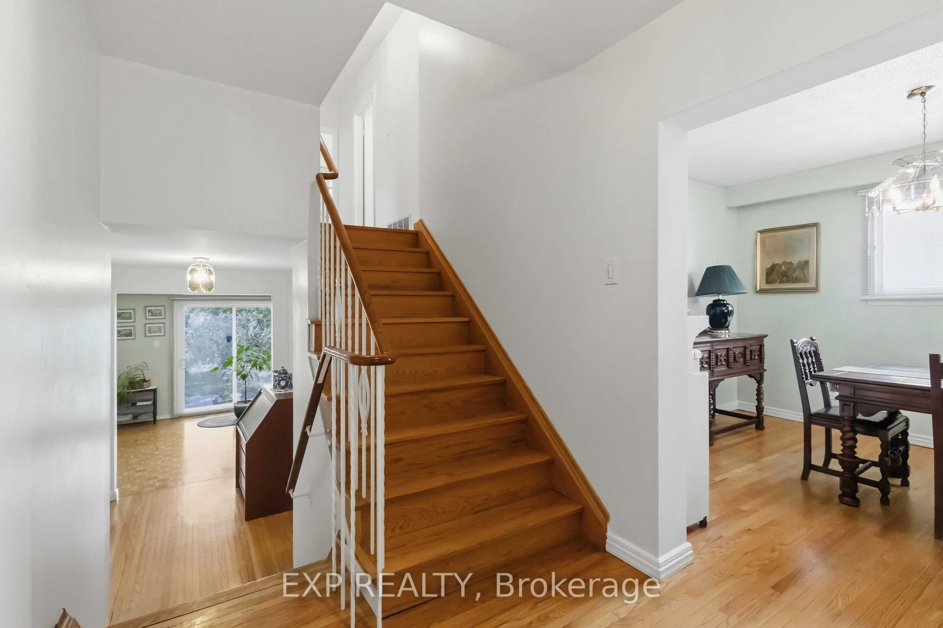 Photo 34 of 152 Hilda Avenue, North York, Newtonbrook West — HOMEH