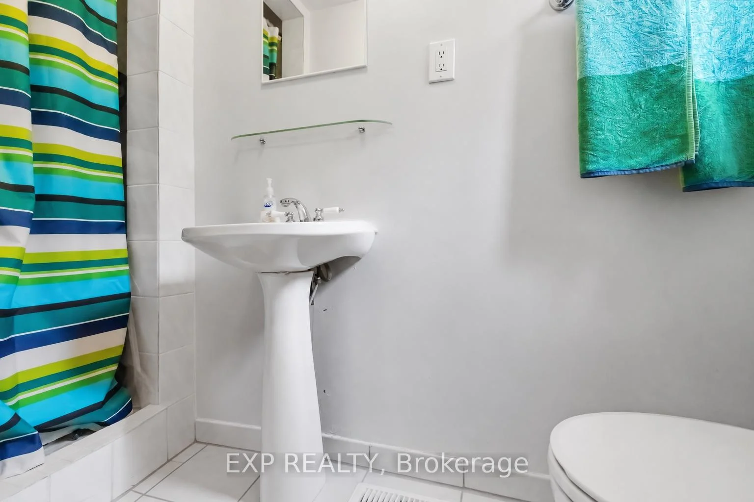 Photo 64 of 152 Hilda Avenue, North York, Newtonbrook West — HOMEH
