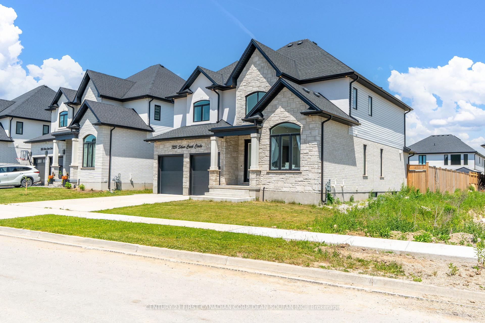 Photo 3 of 7251 Silver Creek Circle, London, South V — HOMEH