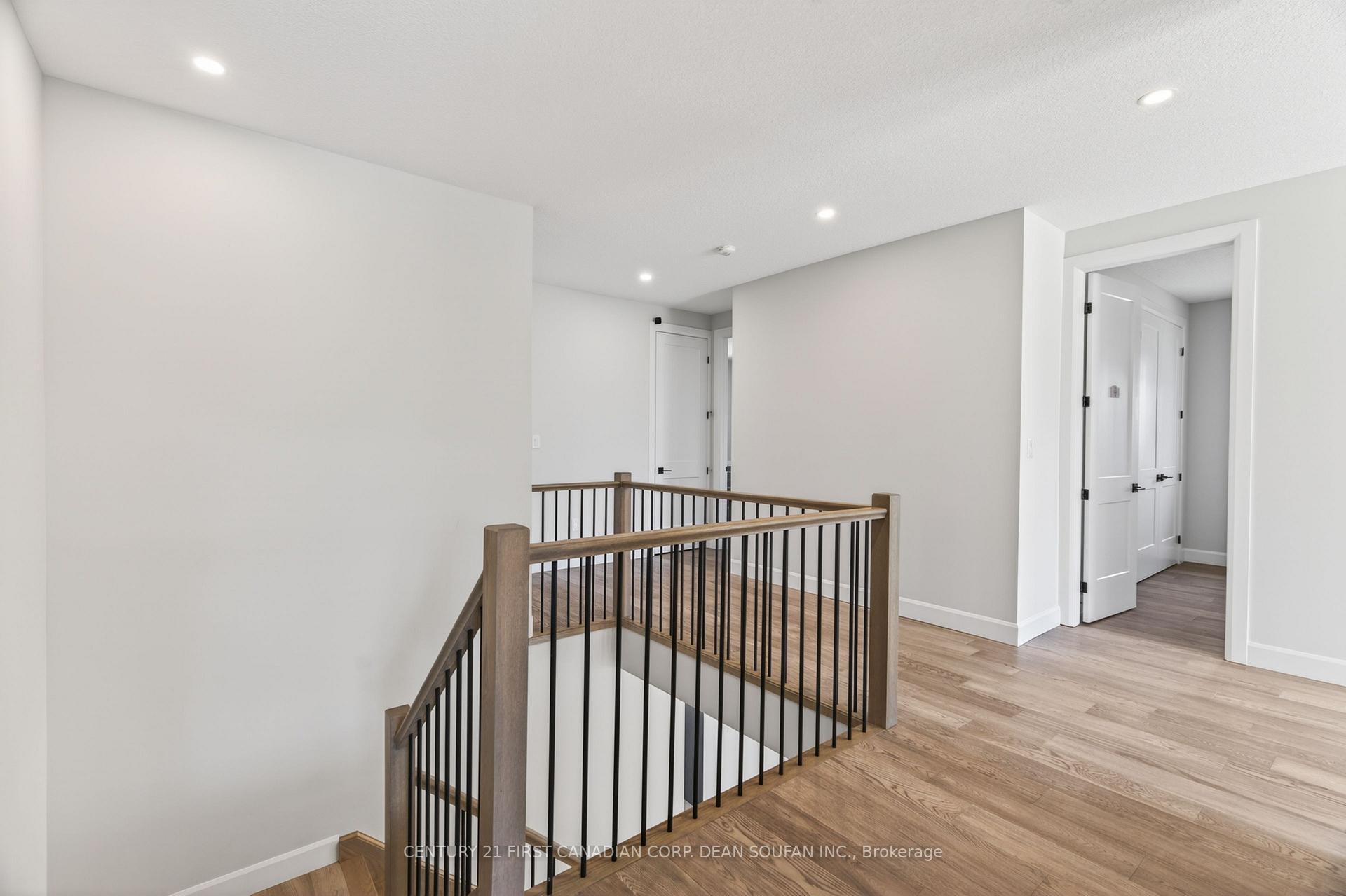 Photo 22 of 7251 Silver Creek Circle, London, South V — HOMEH