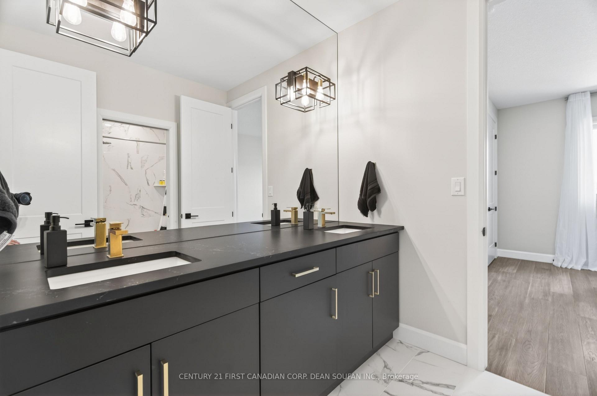 Photo 32 of 7251 Silver Creek Circle, London, South V — HOMEH