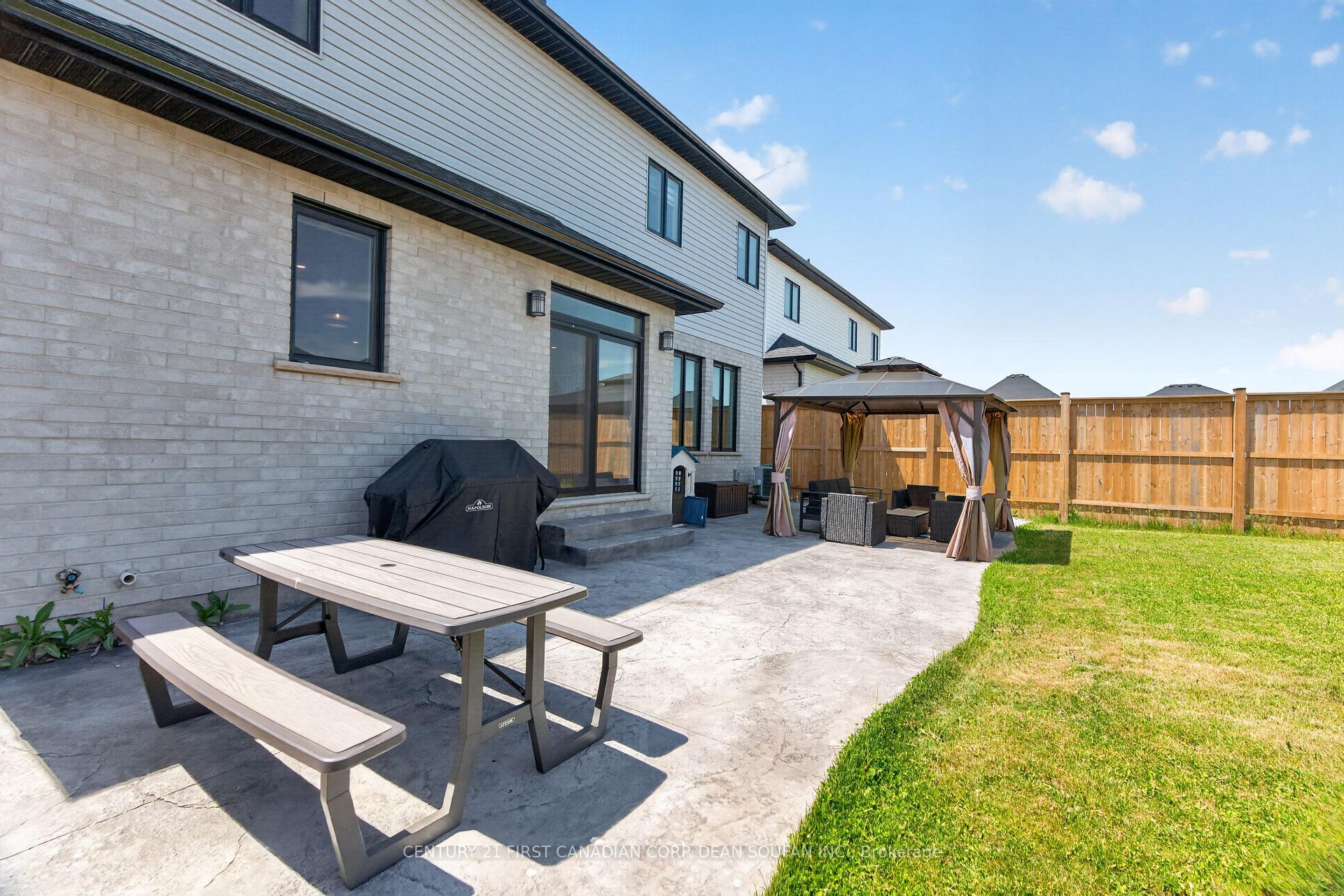 Photo 43 of 7251 Silver Creek Circle, London, South V — HOMEH