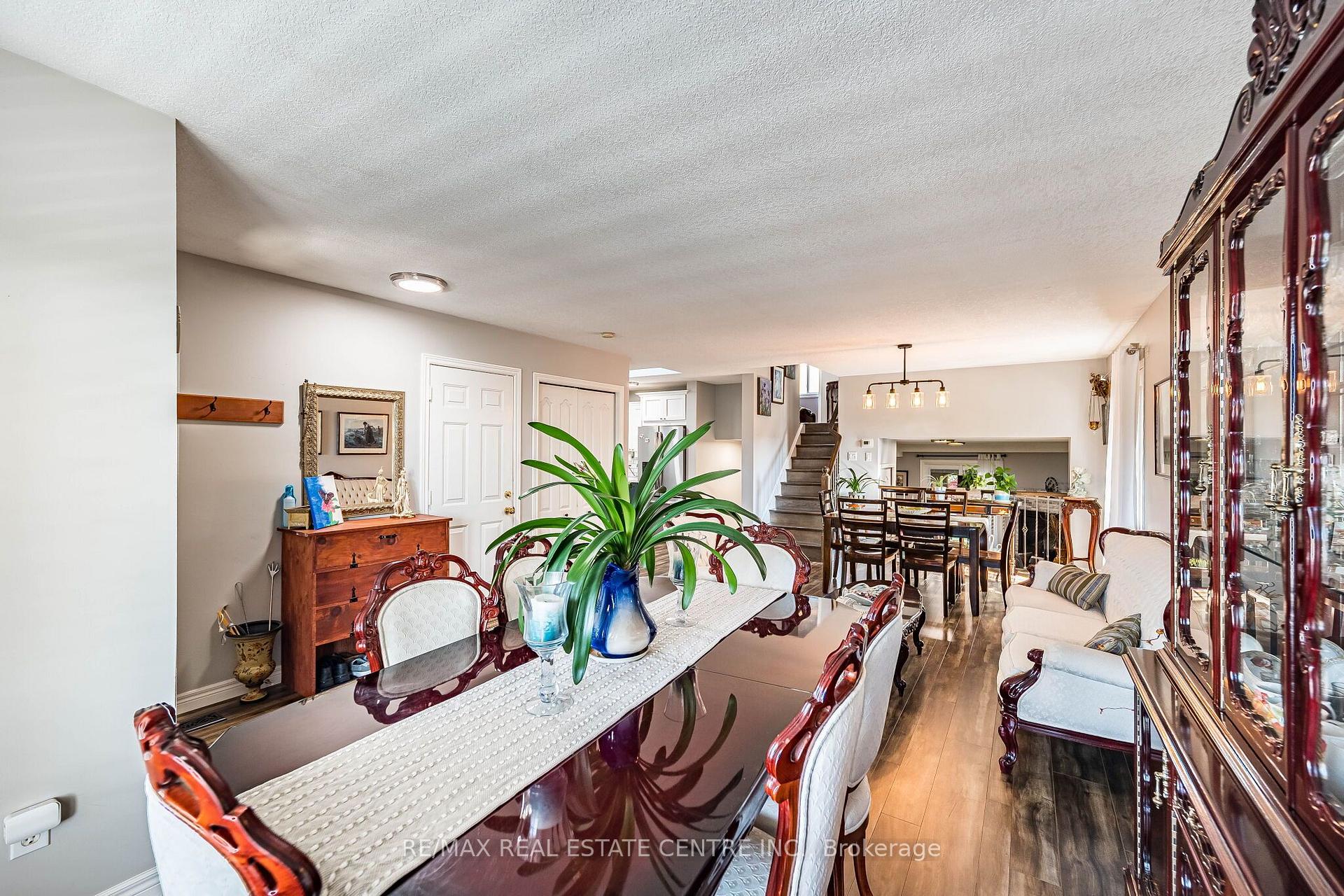 Photo 8 of 267 Montgomery Boulevard, Orangeville — HOMEH