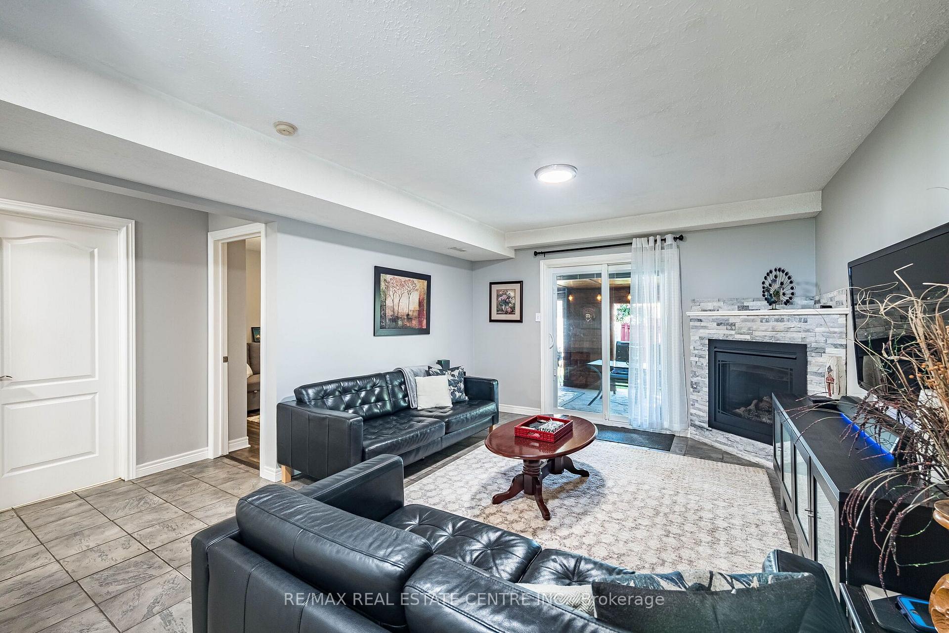 Photo 24 of 267 Montgomery Boulevard, Orangeville — HOMEH