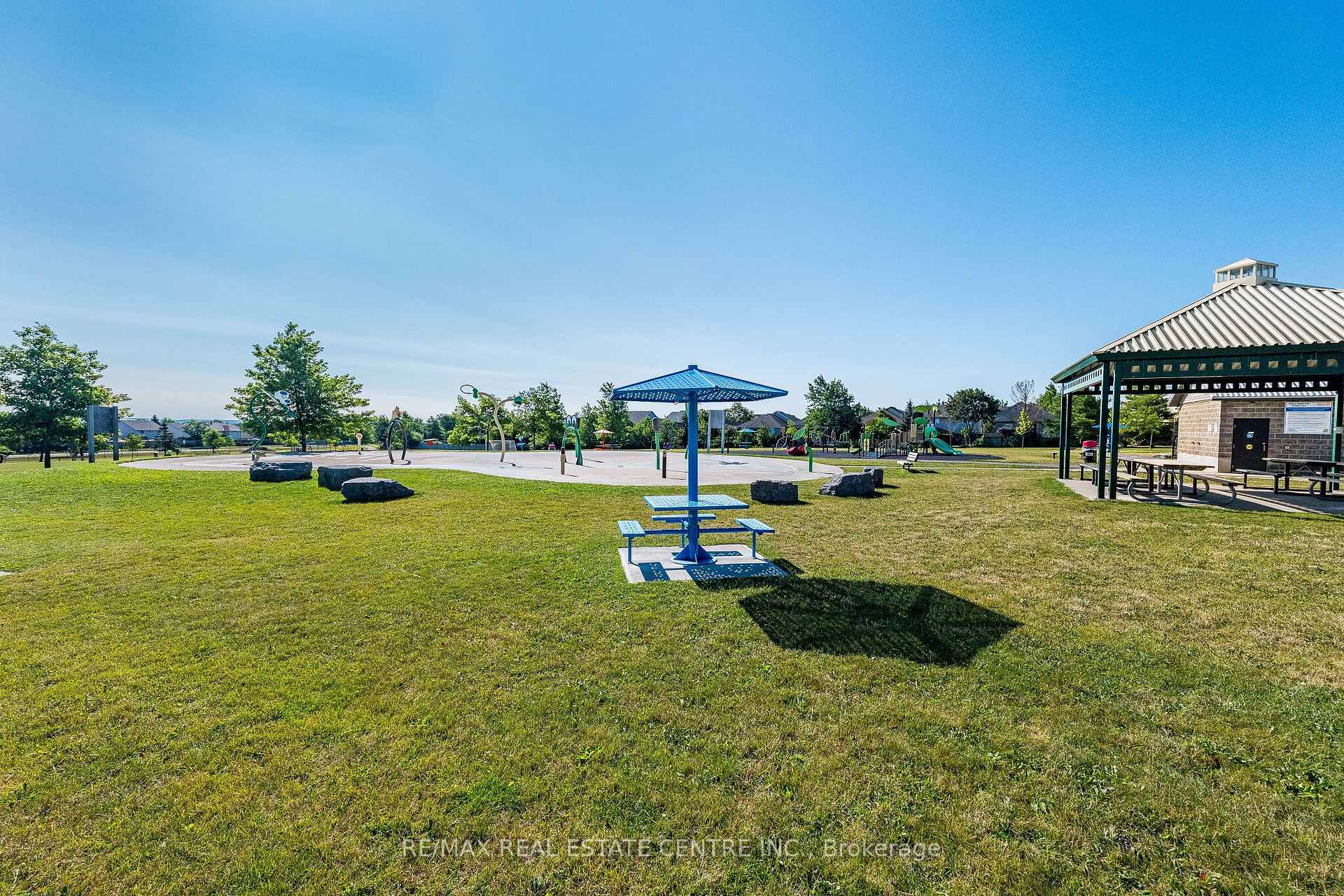 Photo 49 of 267 Montgomery Boulevard, Orangeville — HOMEH