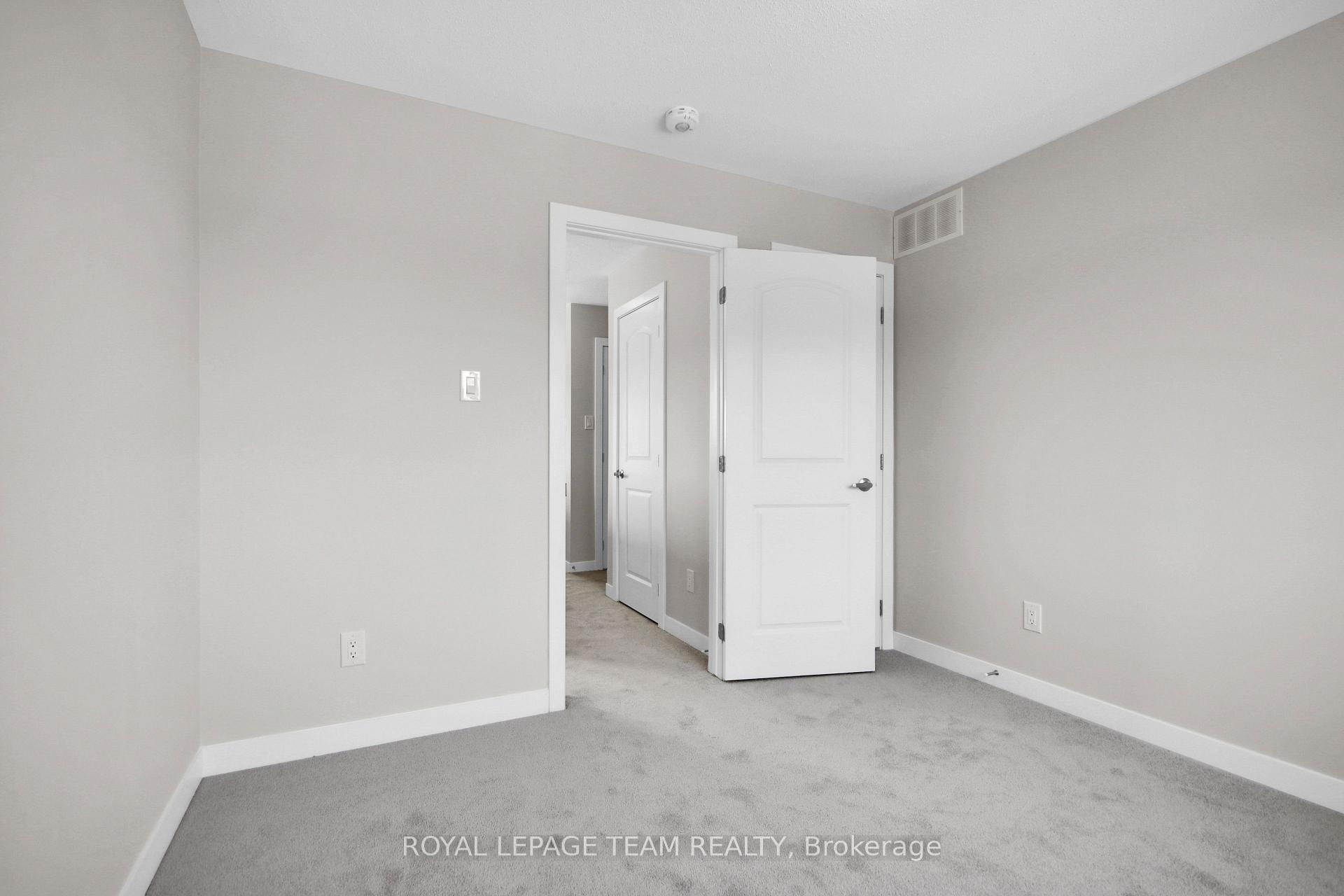 Photo 22 of 736 Haflinger Row, Ottawa, Btwn Franktown Rd. & Fallowfield Rd. — HOMEH