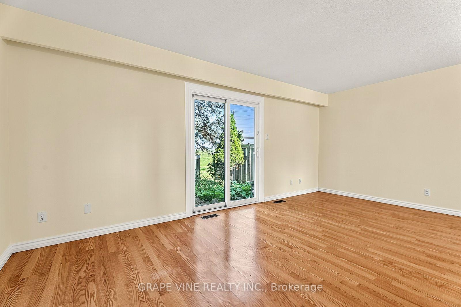 Photo 16 of 183 Pickford Drive, Ottawa, Kanata - Katimavik — HOMEH