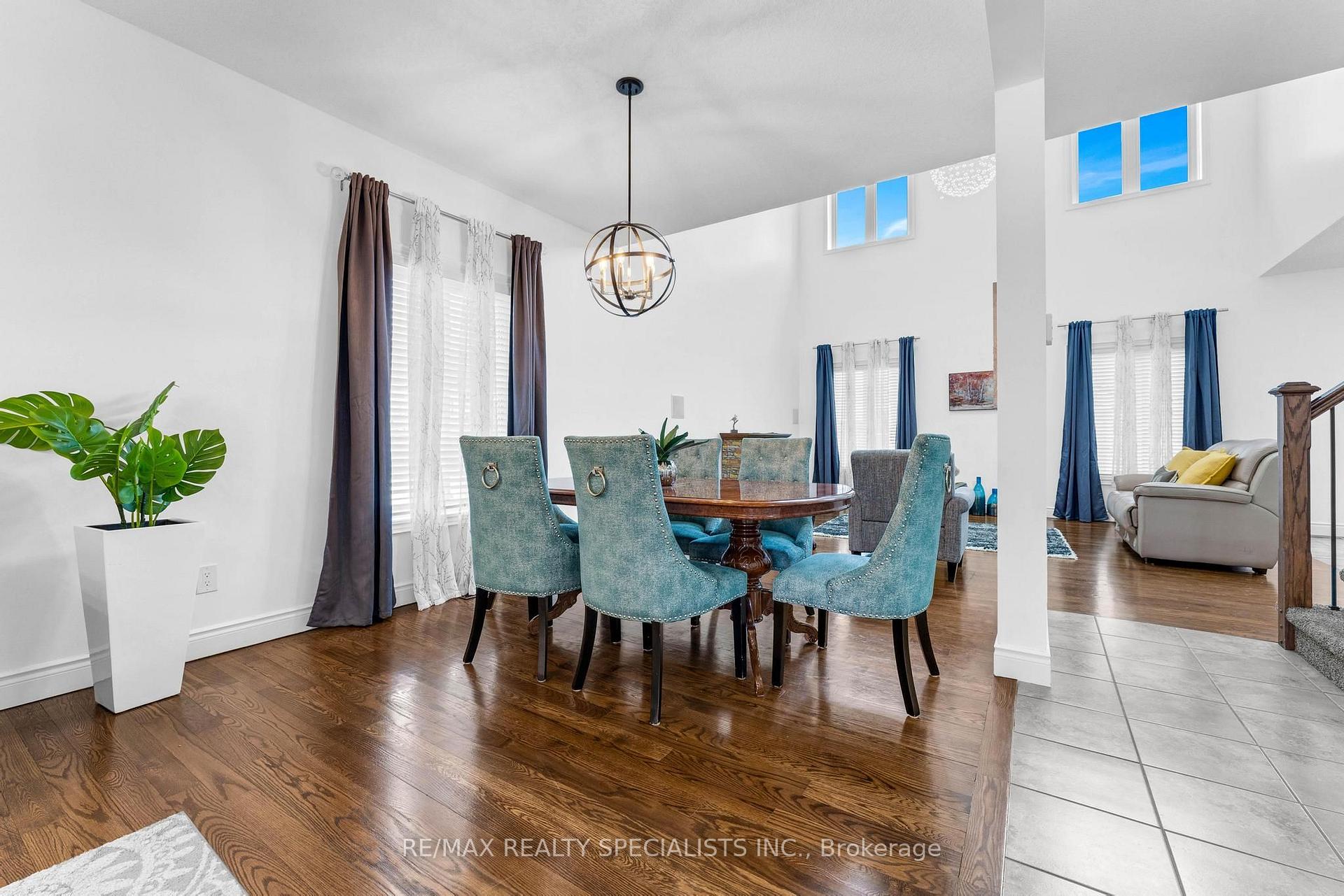 Photo 11 of 708 Spitfire Street, Woodstock, Woodstock - North — HOMEH