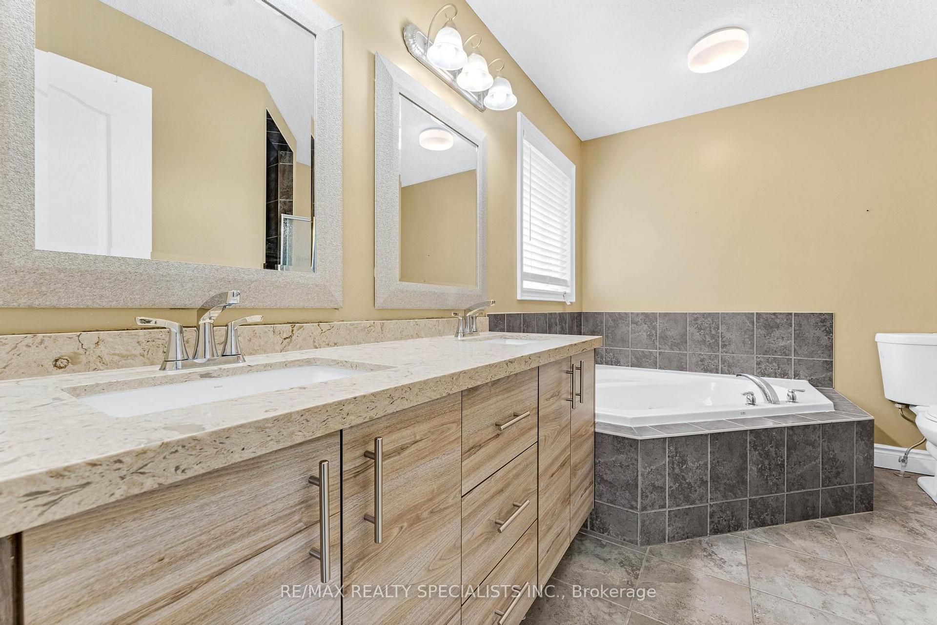 Photo 17 of 708 Spitfire Street, Woodstock, Woodstock - North — HOMEH