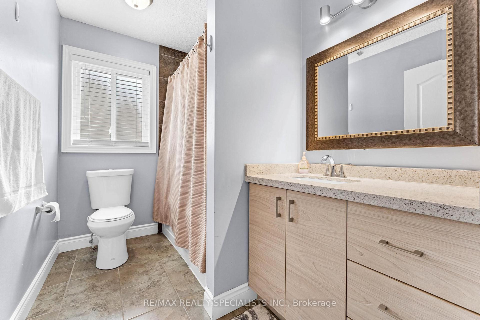 Photo 23 of 708 Spitfire Street, Woodstock, Woodstock - North — HOMEH