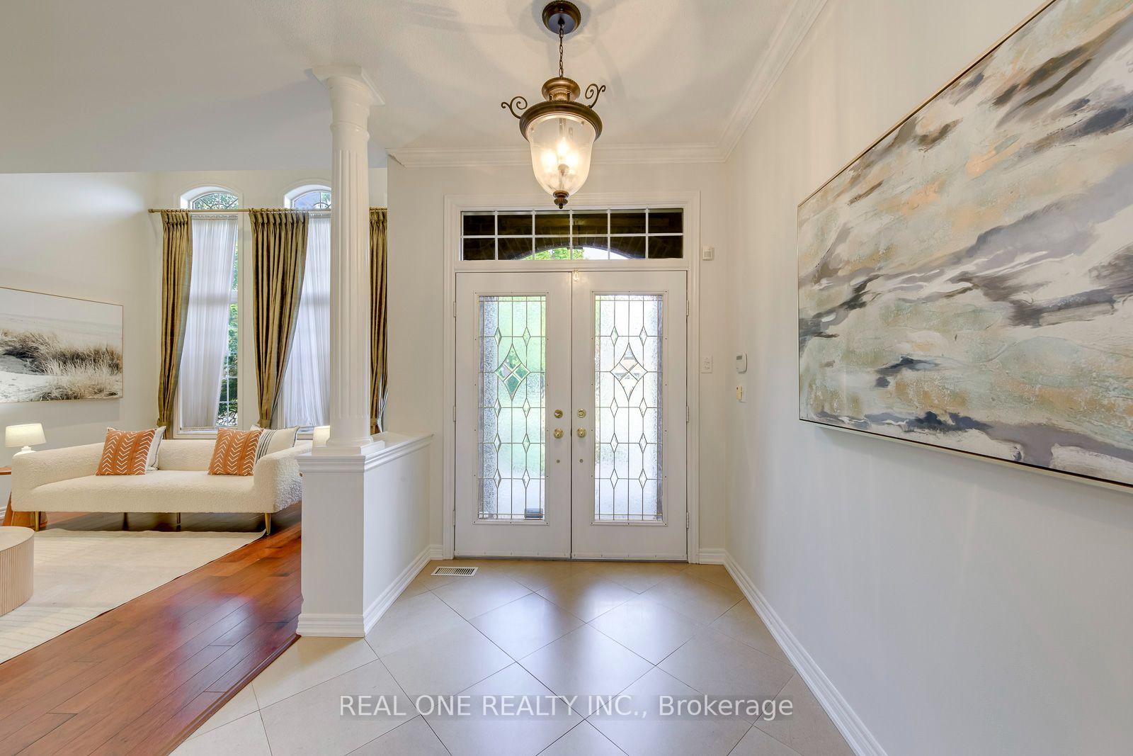 Photo 4 of 1206 Lindenrock Drive, Oakville, Joshua Creek — HOMEH