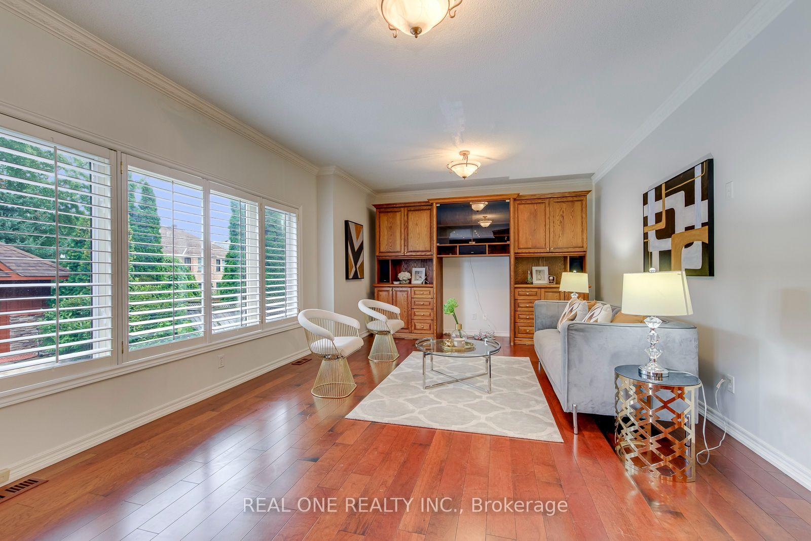 Photo 12 of 1206 Lindenrock Drive, Oakville, Joshua Creek — HOMEH