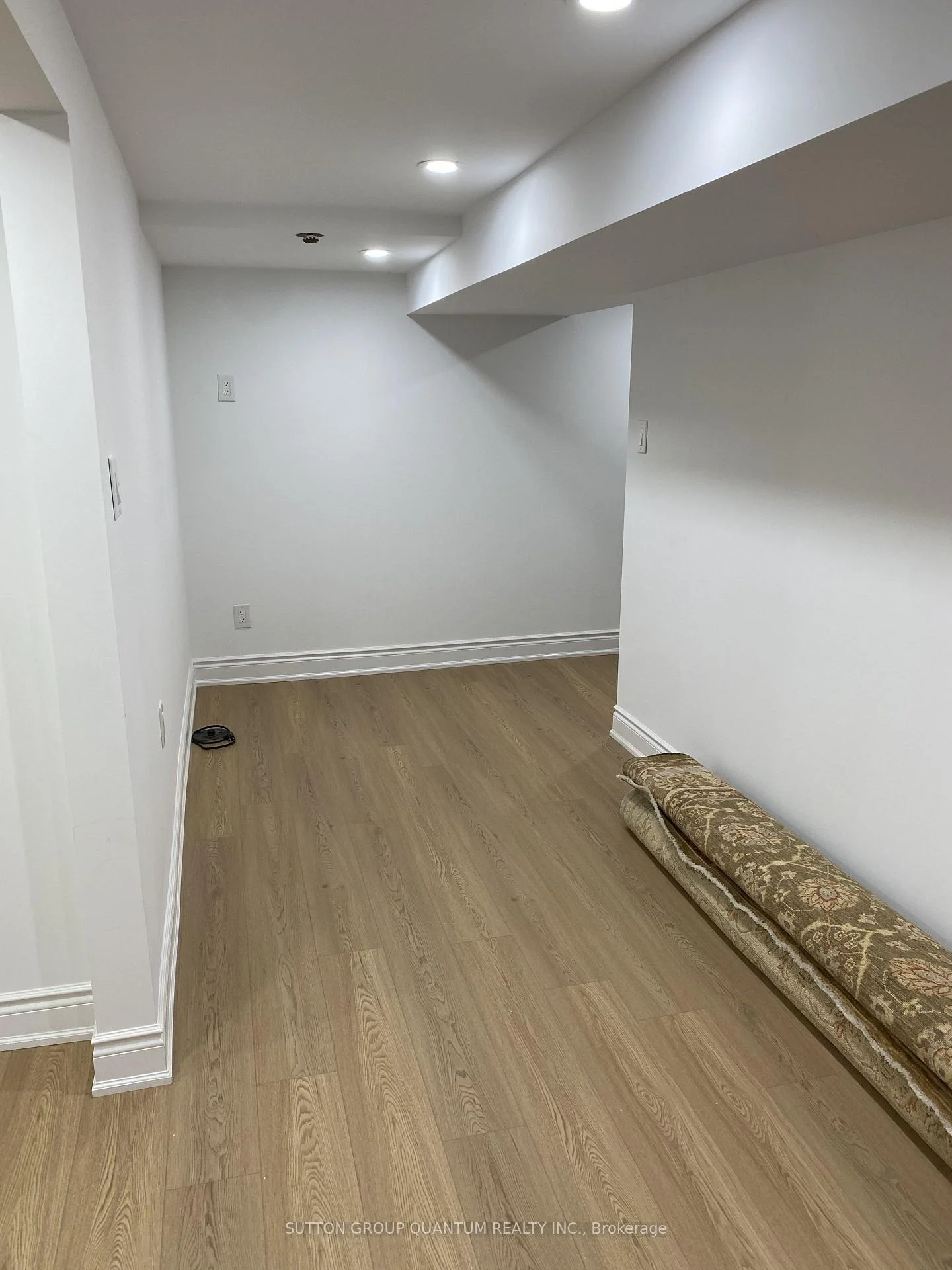 Photo 7 of Unit Lower Unit B, 314 Lakeshore Road, Mississauga, Port Credit — HOMEH