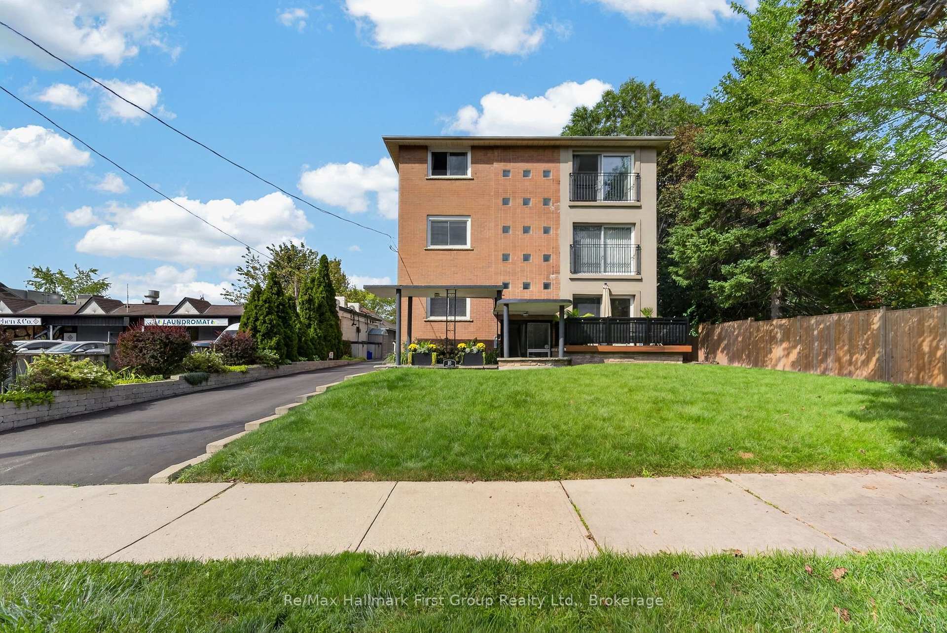Photo of 10 Lincoln Street