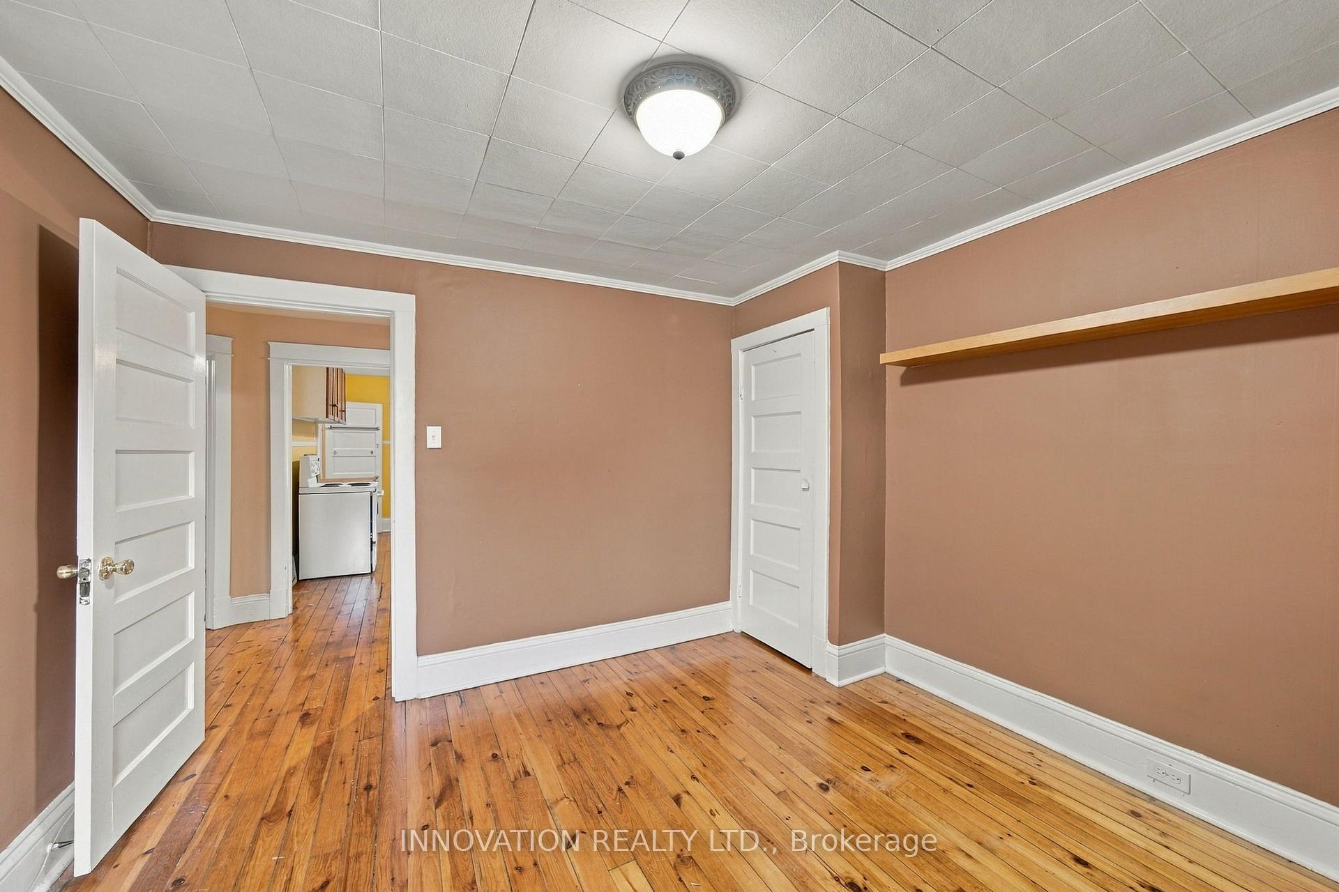 Photo 29 of 204 Compton Avenue, Ottawa, Woodroffe — HOMEH