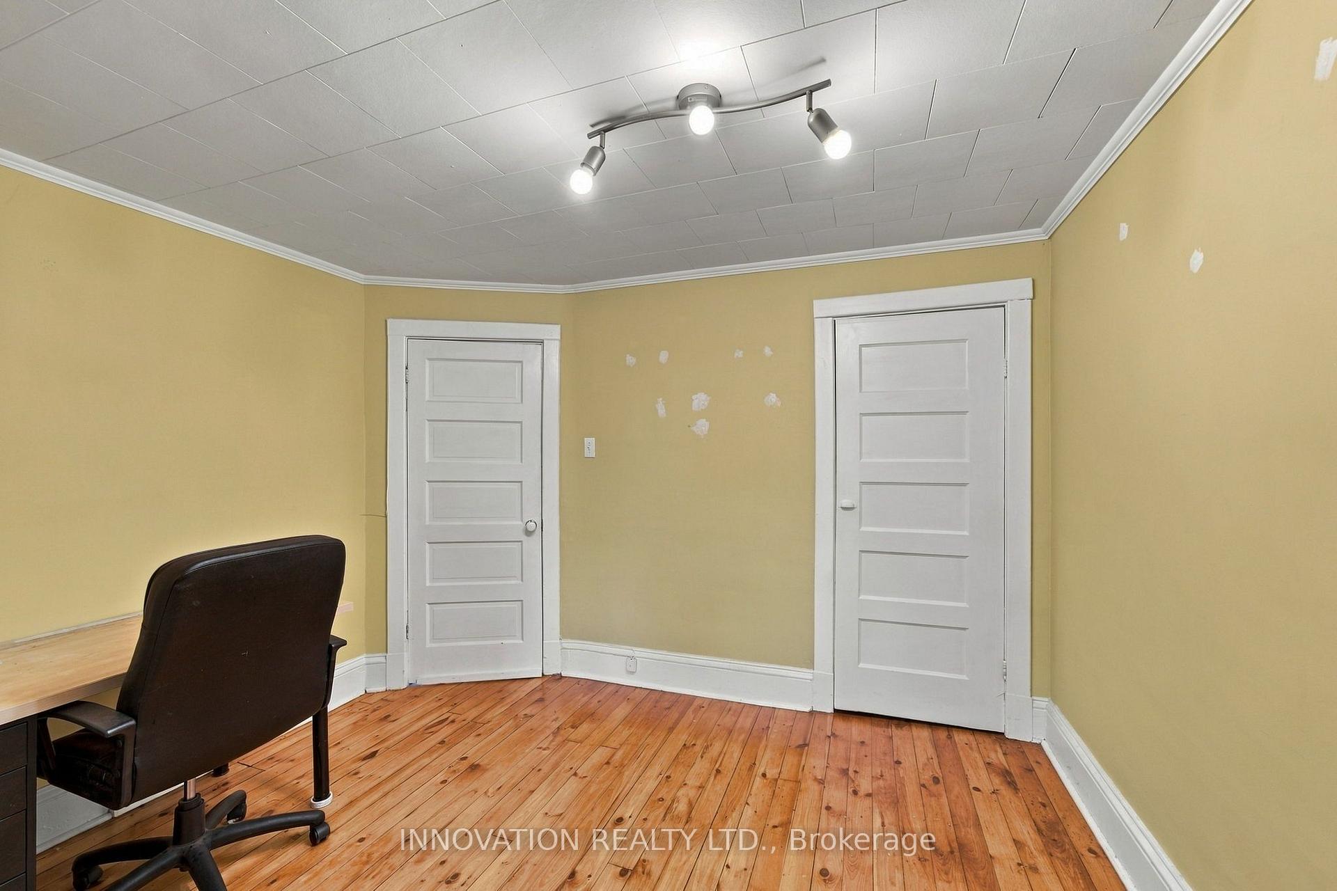 Photo 33 of 204 Compton Avenue, Ottawa, Woodroffe — HOMEH
