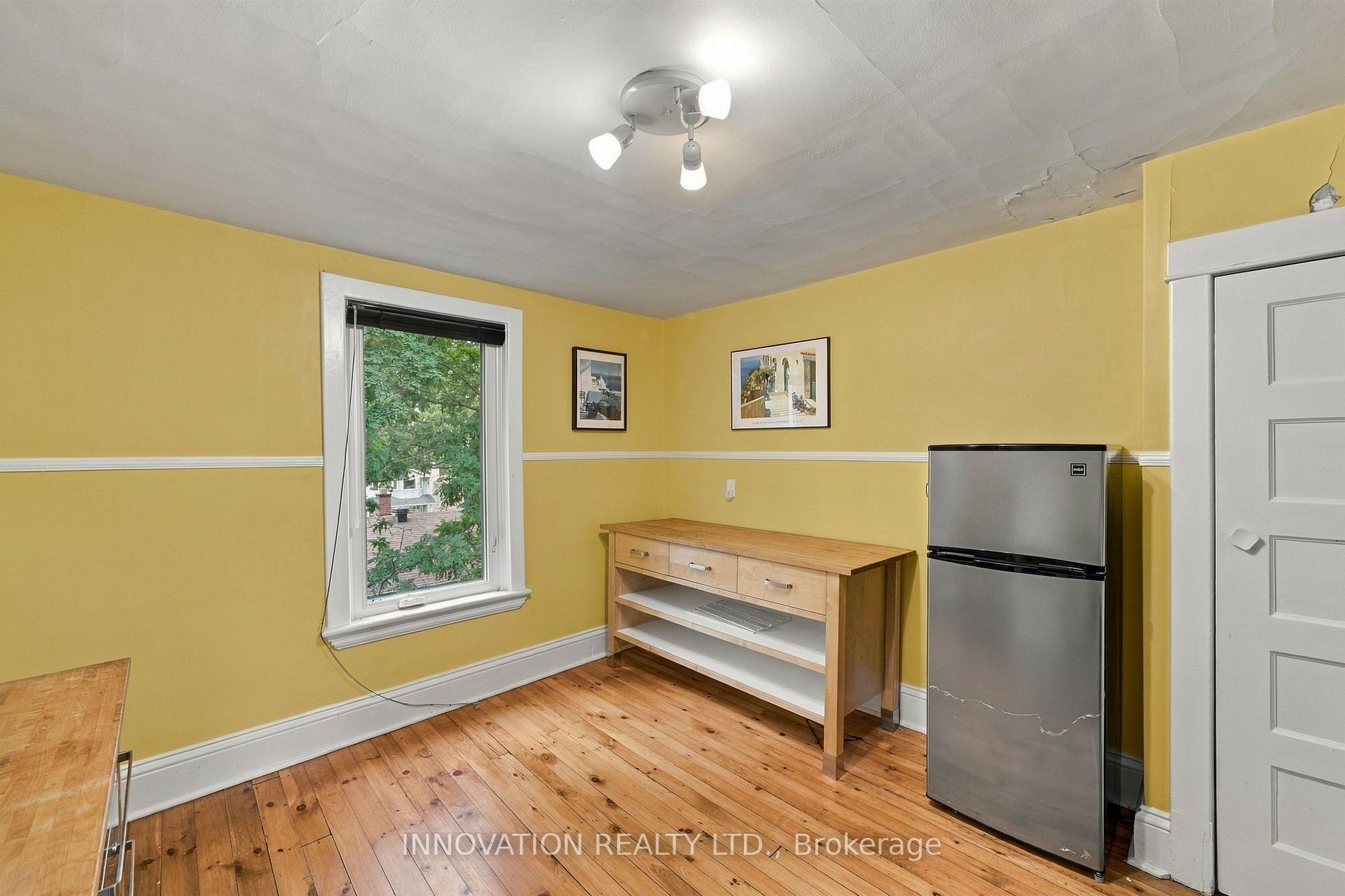 Photo 34 of 204 Compton Avenue, Ottawa, Woodroffe — HOMEH
